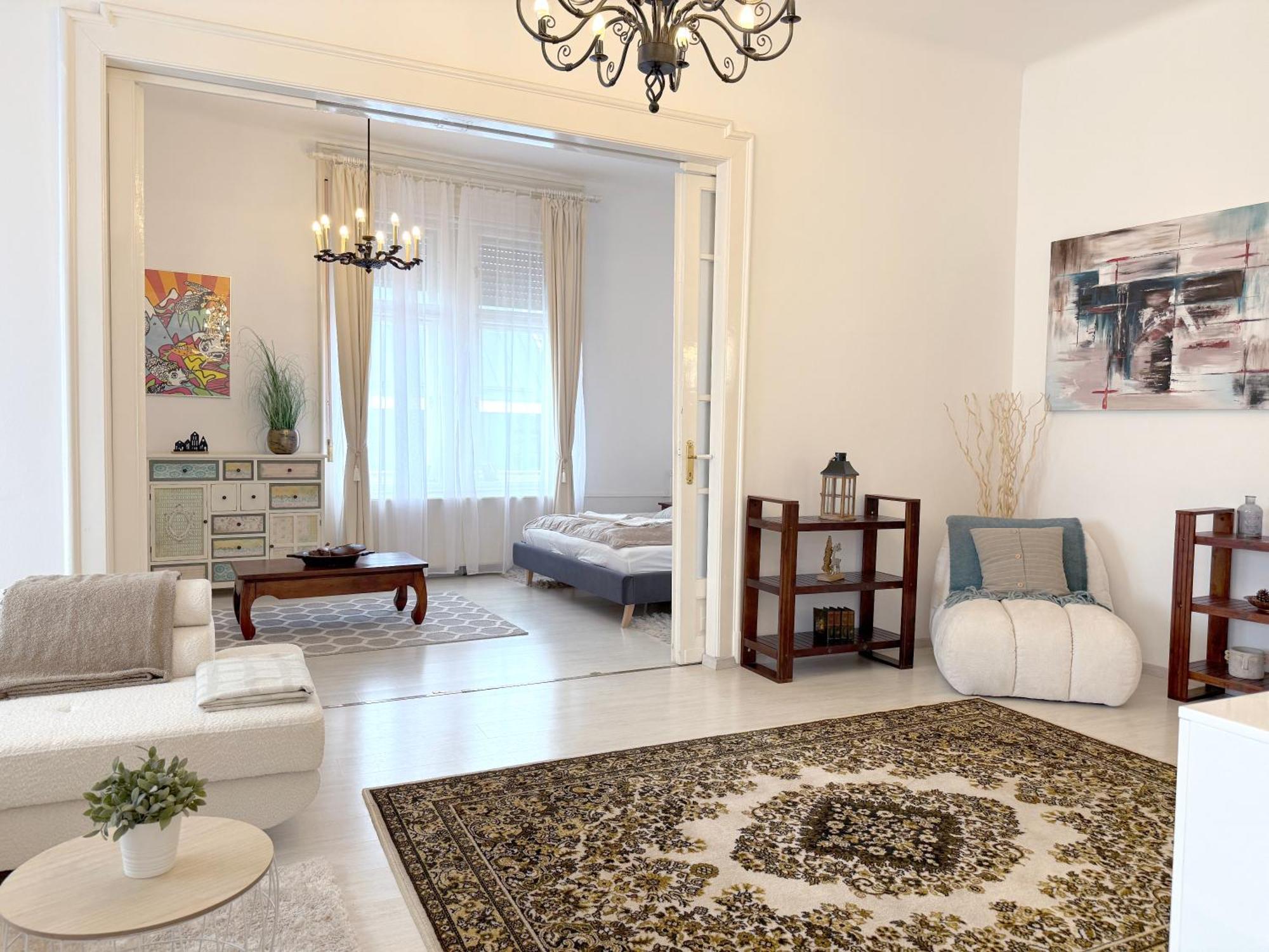 Elegant 125m2 In Center Of * Budapest