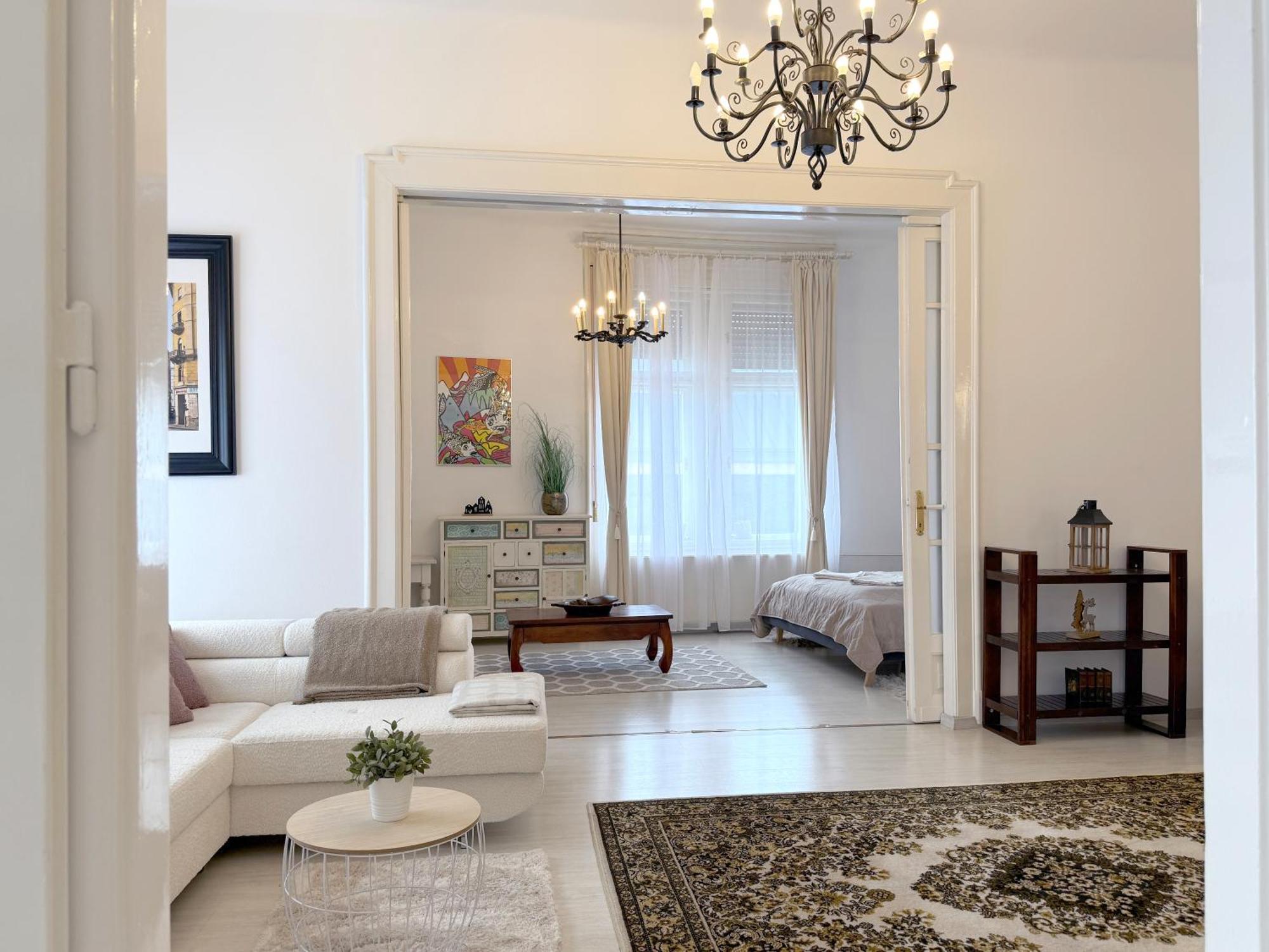 Elegant 125m2 In Center Of