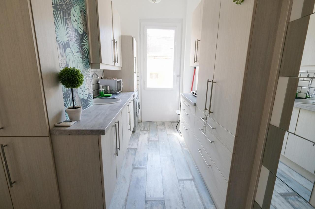 Bem By Small Appartement