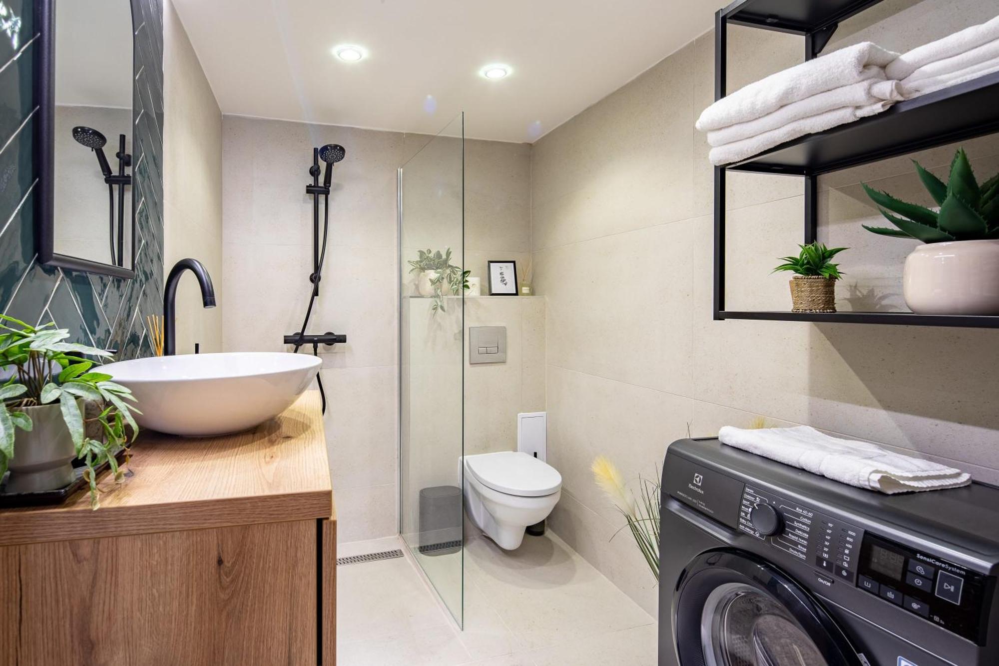 - Modern - Superb Style *