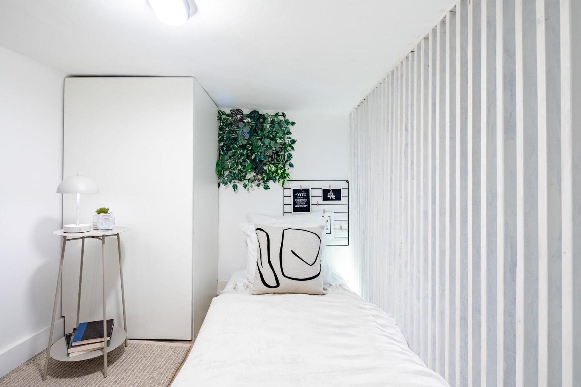 - Modern - Superb Style * Budapest