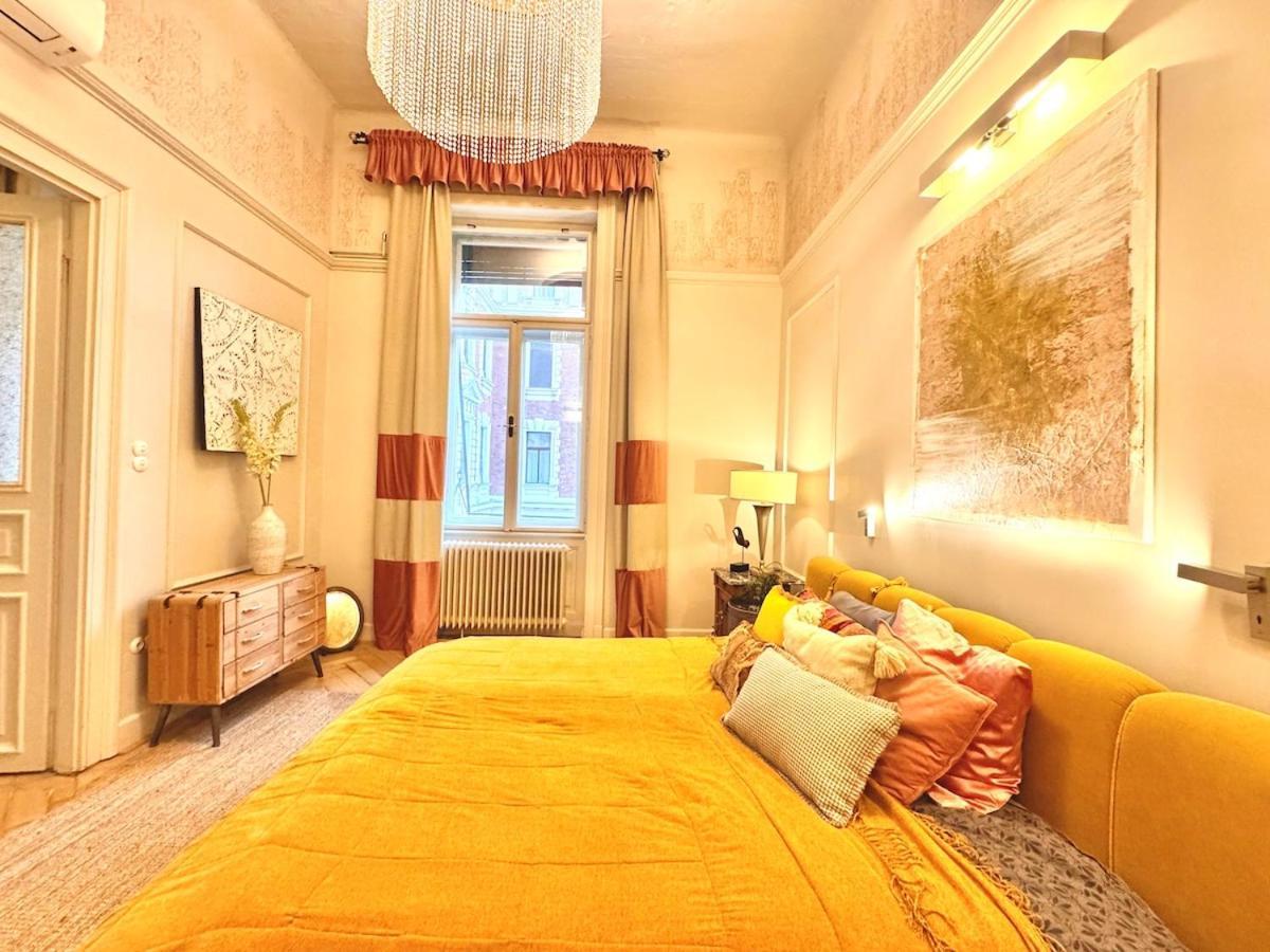 Andrassy Palace-stylish 2 *