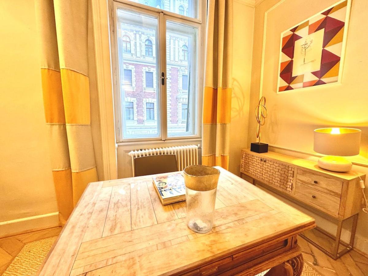 Andrassy Palace-stylish 2