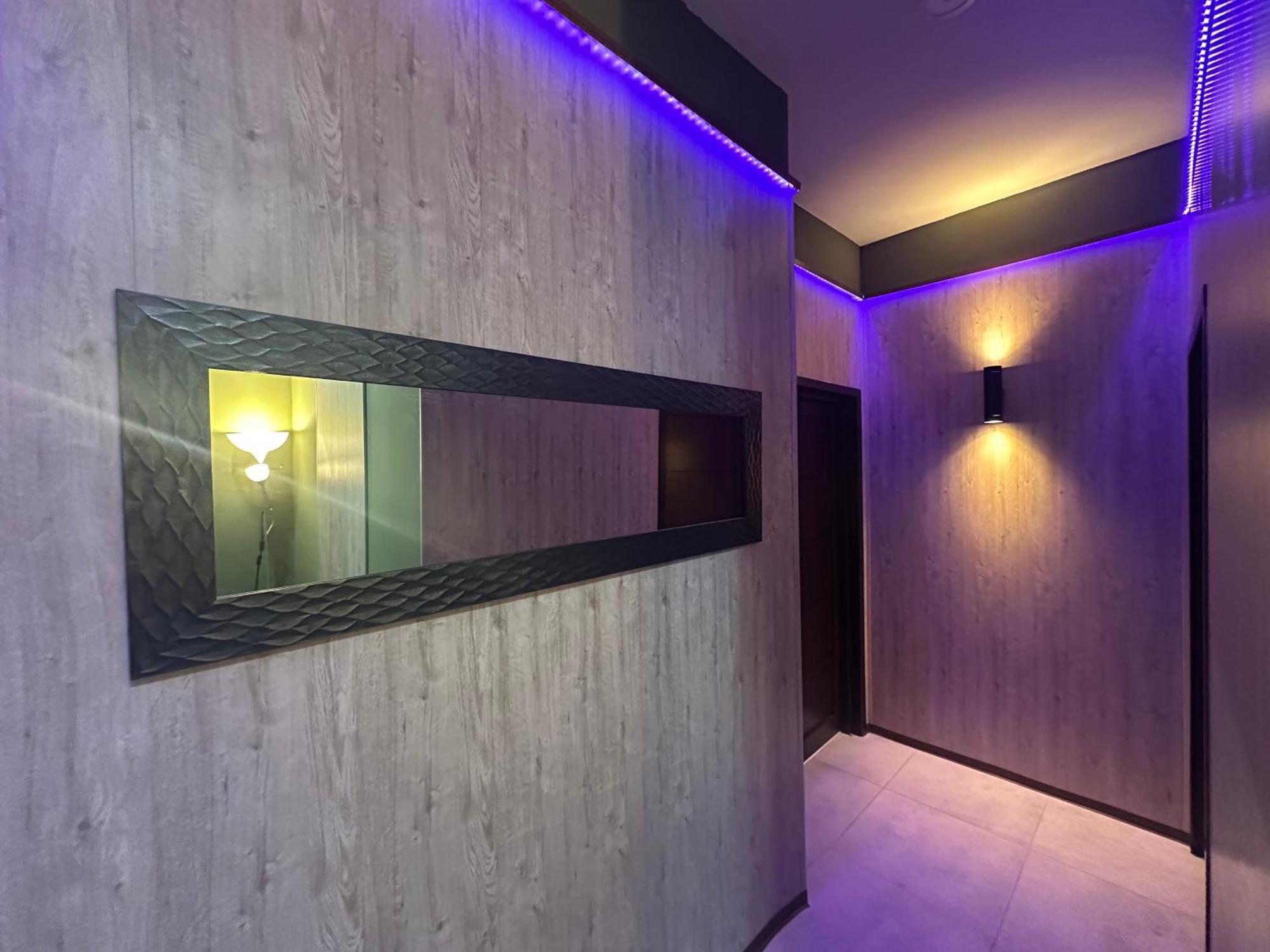 Saffron Center Panoramic Balcony *