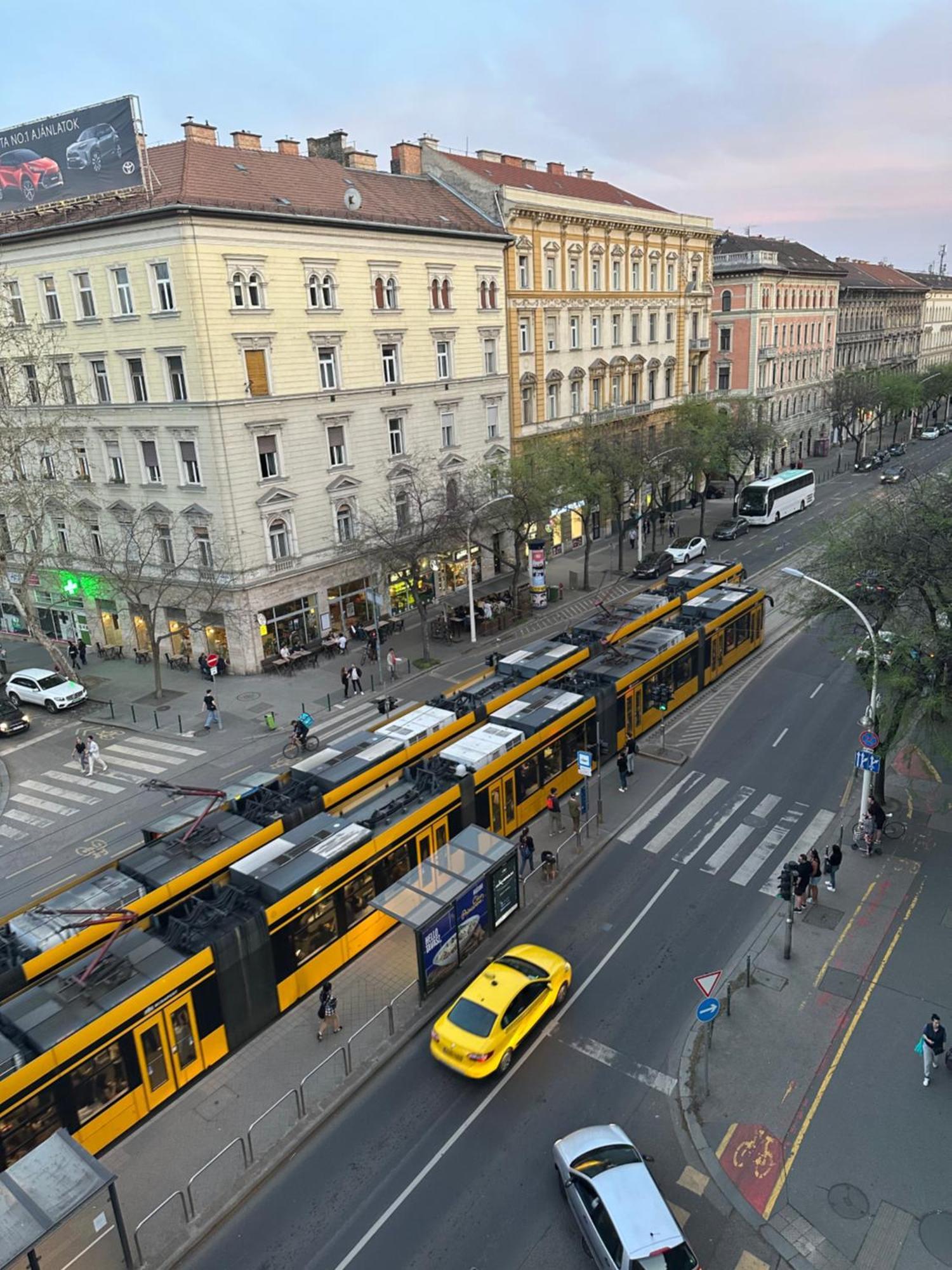Saffron Center Panoramic Balcony * Budapest