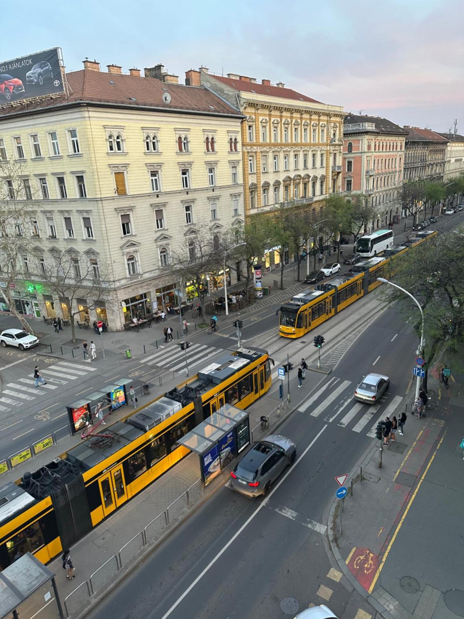 Saffron Center Panoramic Balcony Lejlighed Budapest