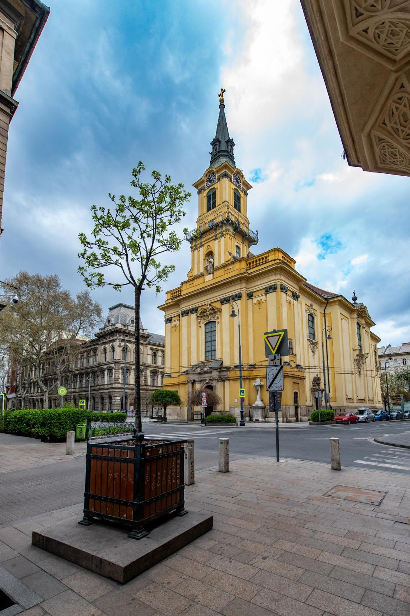 Kiraly * Budapest