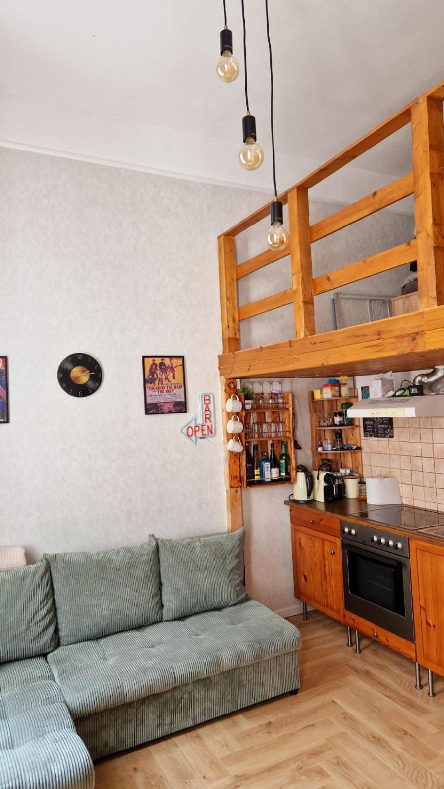 Apartment Center *