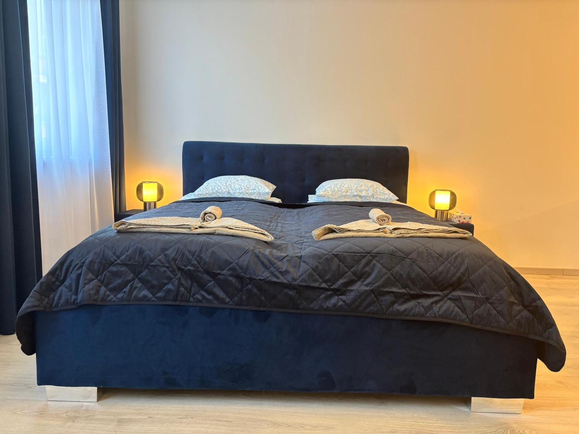 Spirit - Azure Sky With Free Parking Apartmán