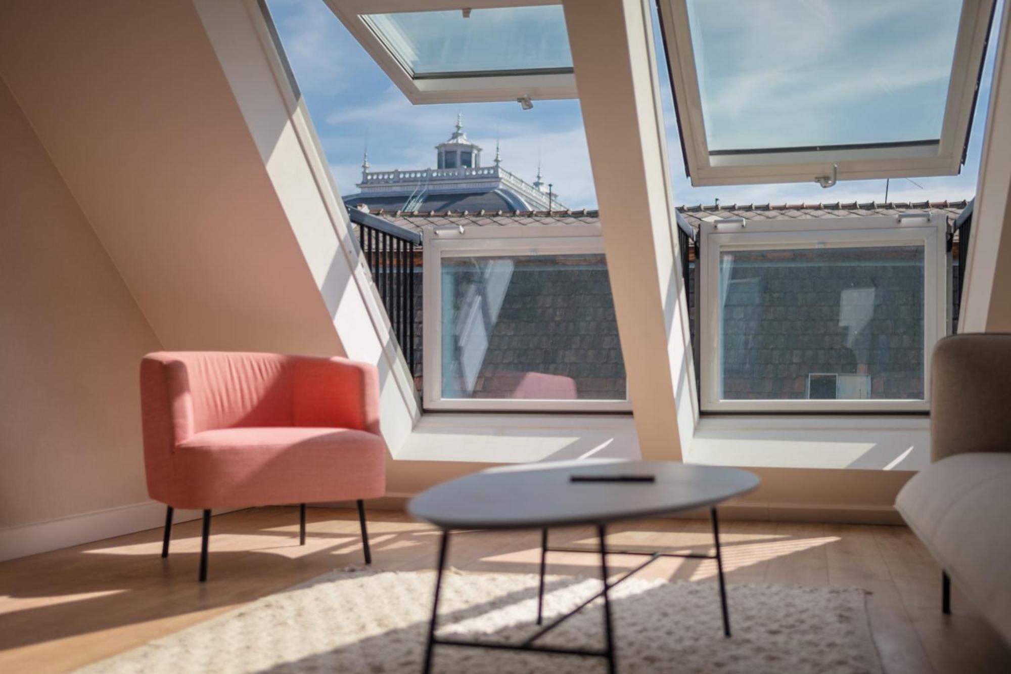 Appartamento Luxury 5 Bedroom 5 Bathroom Penthouse By The Opera Budapest