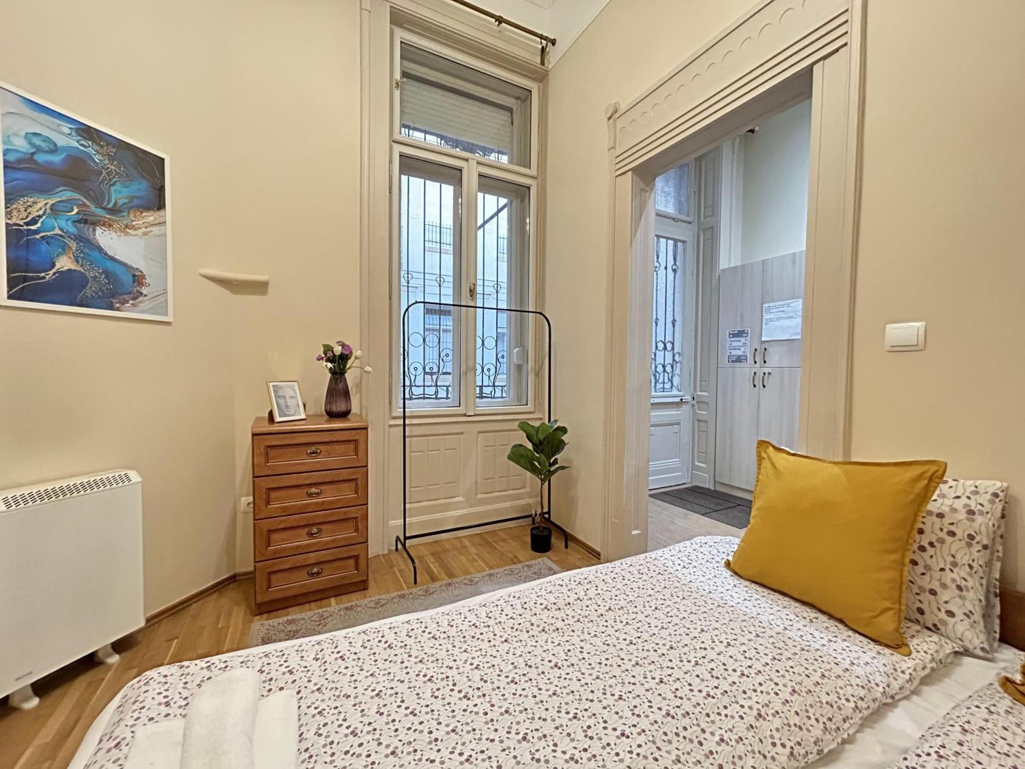 2 Rooms Between Of Chain Bridge, Cathedral, Parlament,Castle Area * Budapest