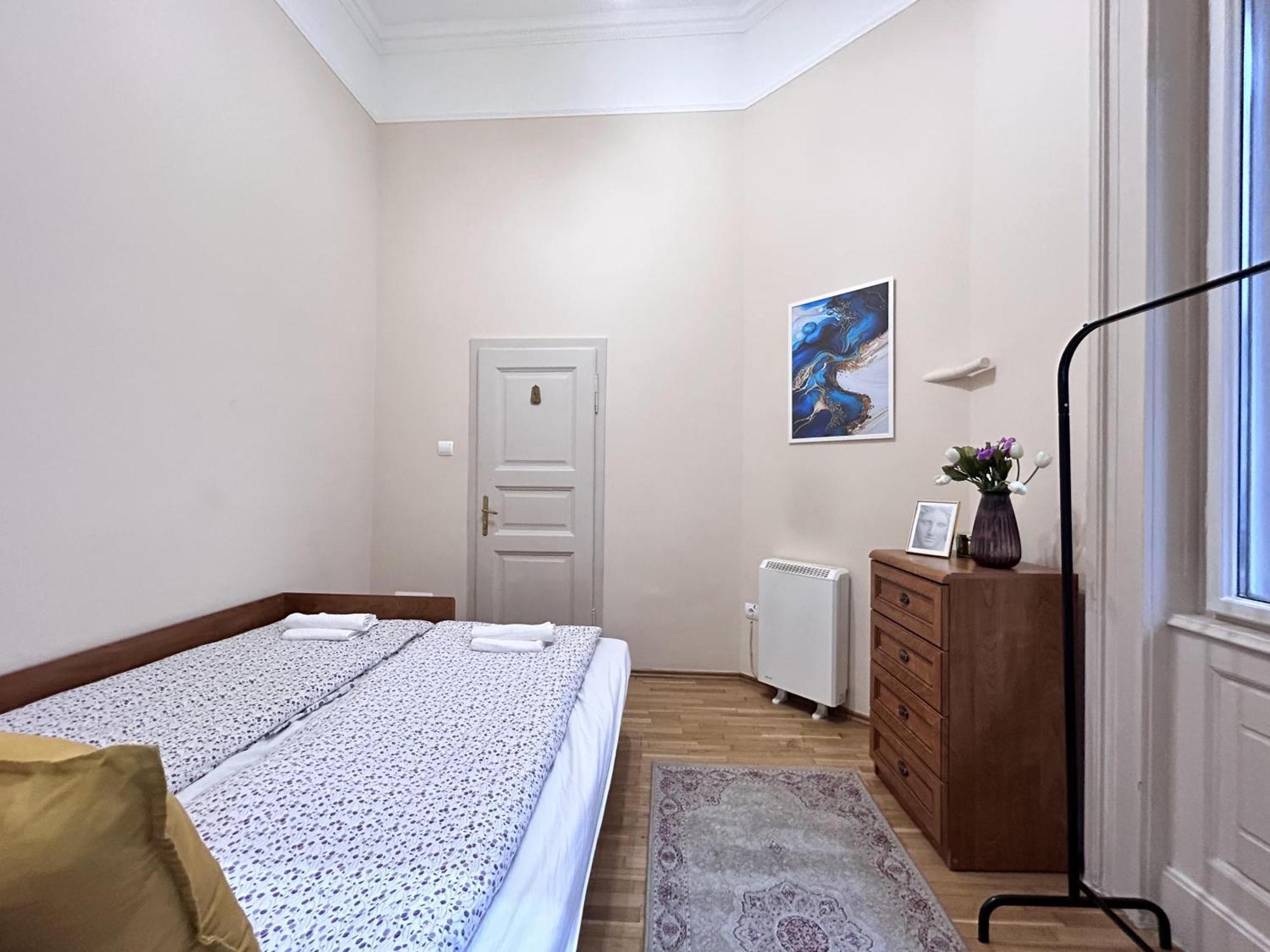 Appartement 2 Rooms Between Of Chain Bridge, Cathedral, Parlament,Castle Area Budapest