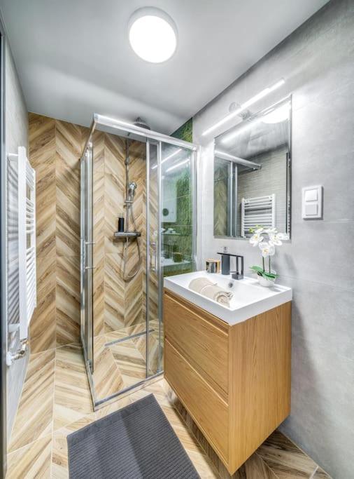 Loft 8 - Grand Stylish With Parking Apartmán Budapest