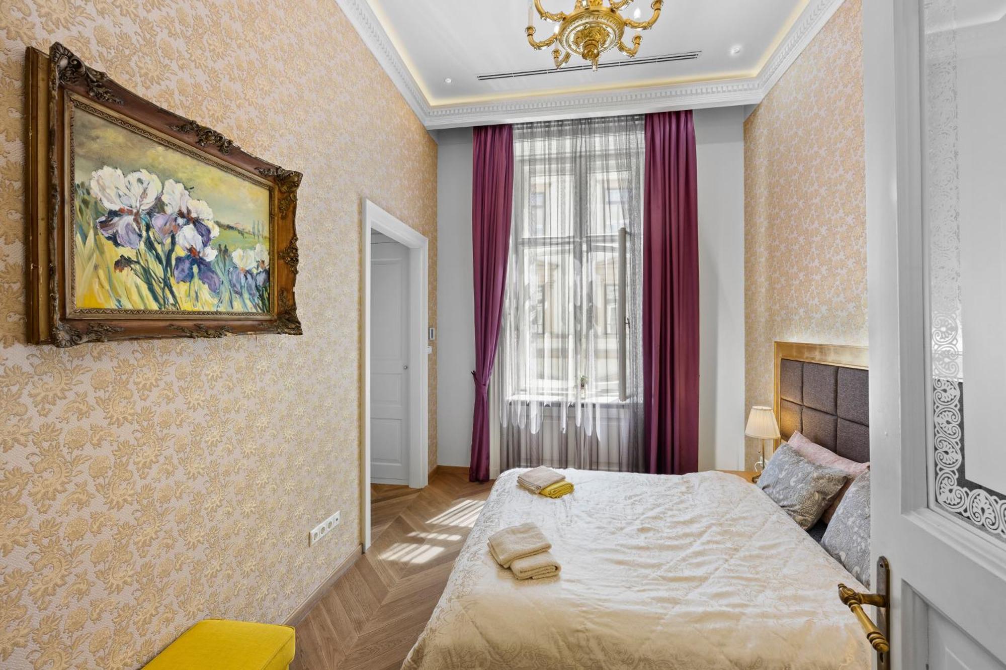 Count Zrinyi Basilica Luxurious Lejlighed