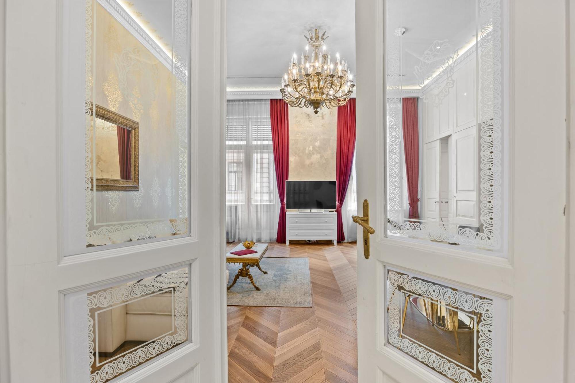 Lejlighed Count Zrinyi Basilica Luxurious