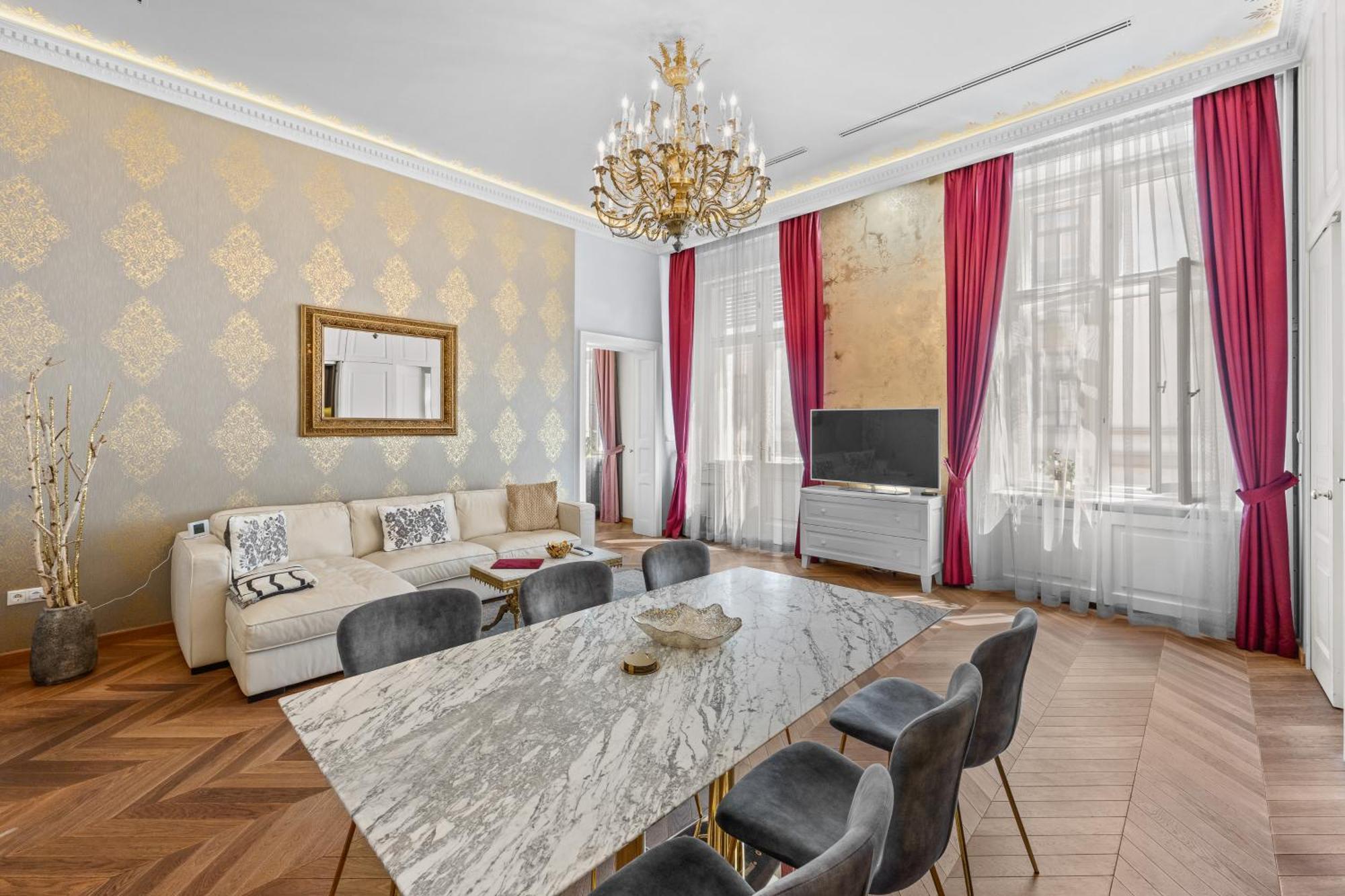 Count Zrinyi Basilica Luxurious Lejlighed *