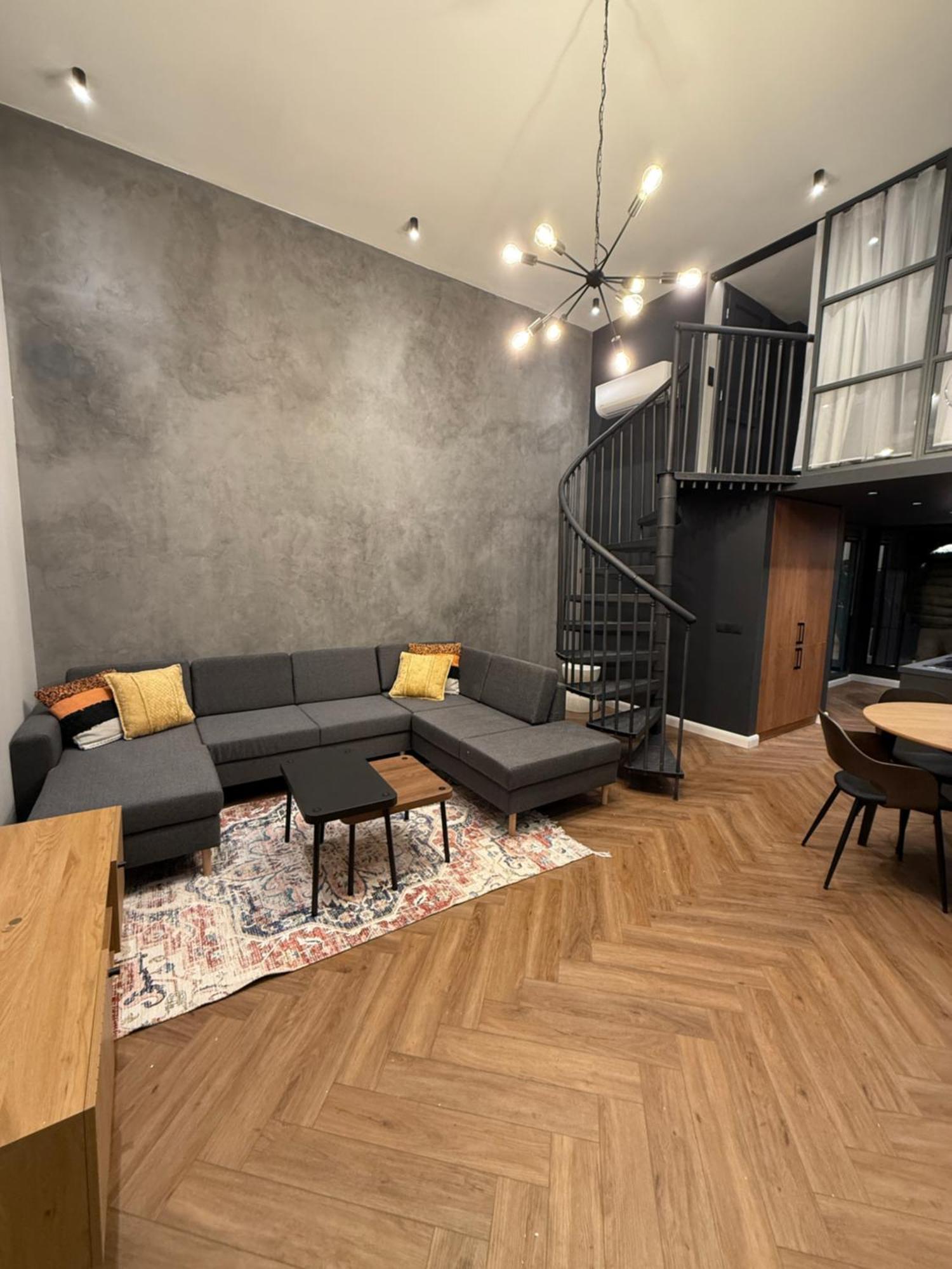Lofty Space Appartement *
