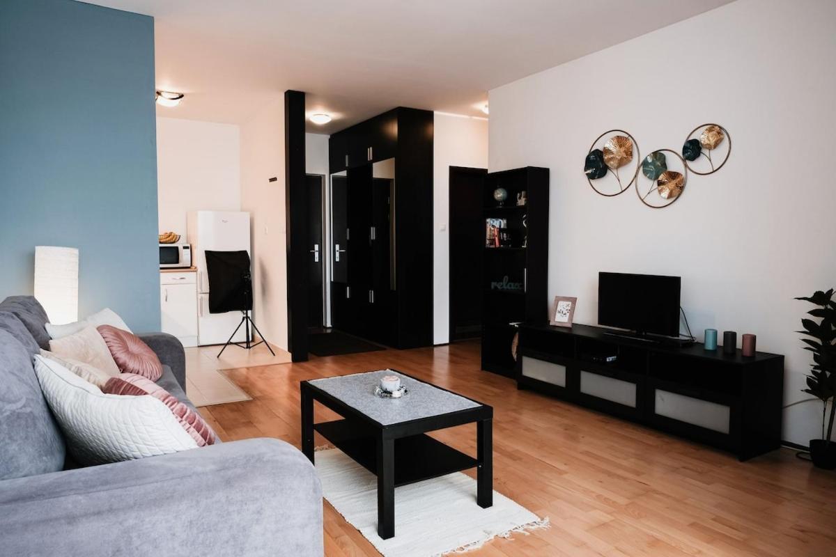 Riverloft Near To Danube By Nw