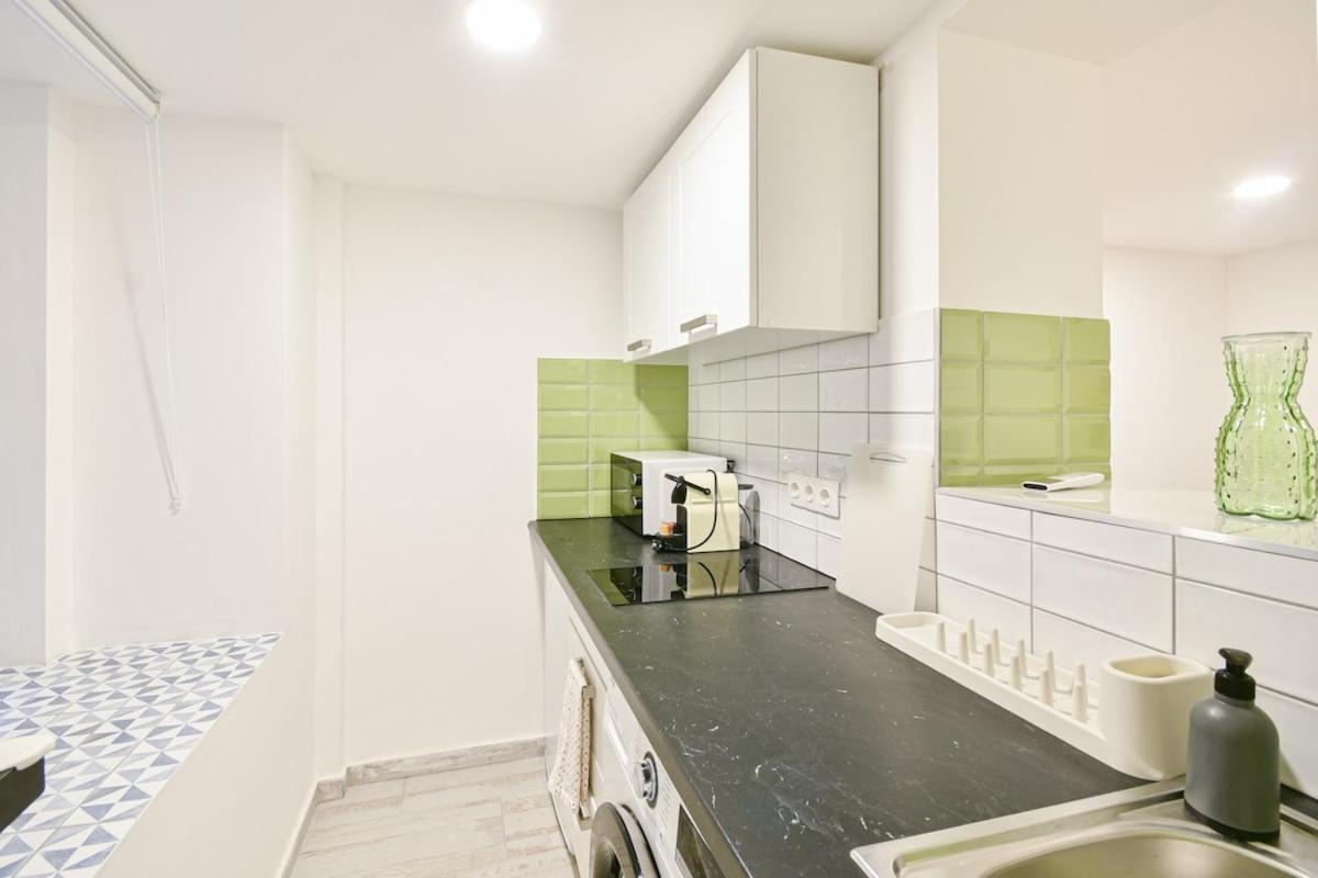 Madman's Labyrinth By Nw Apartman *