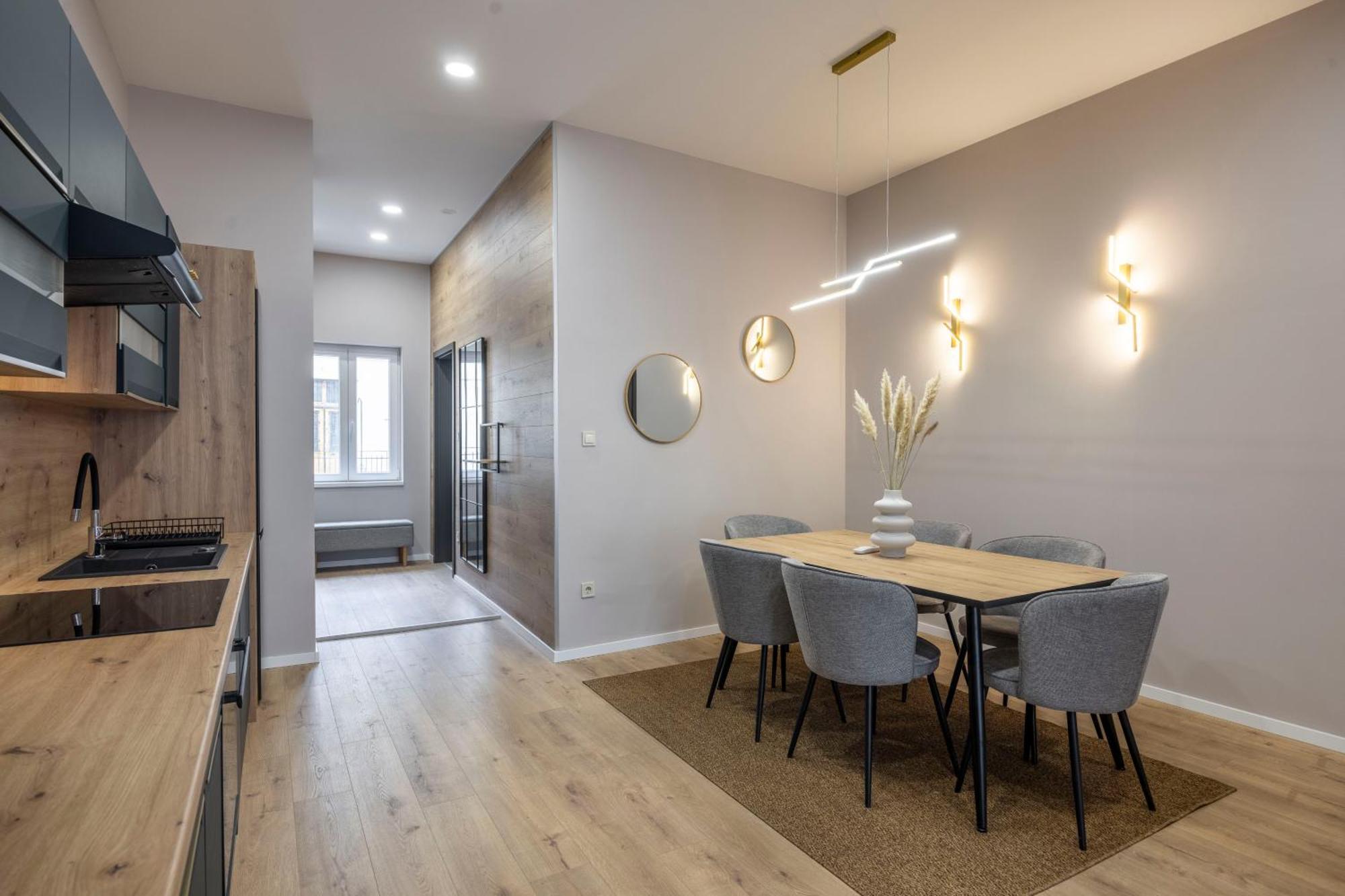 Apartament Luxe & Charm Grand With 3bedrm, 3bathrm Budapeszt