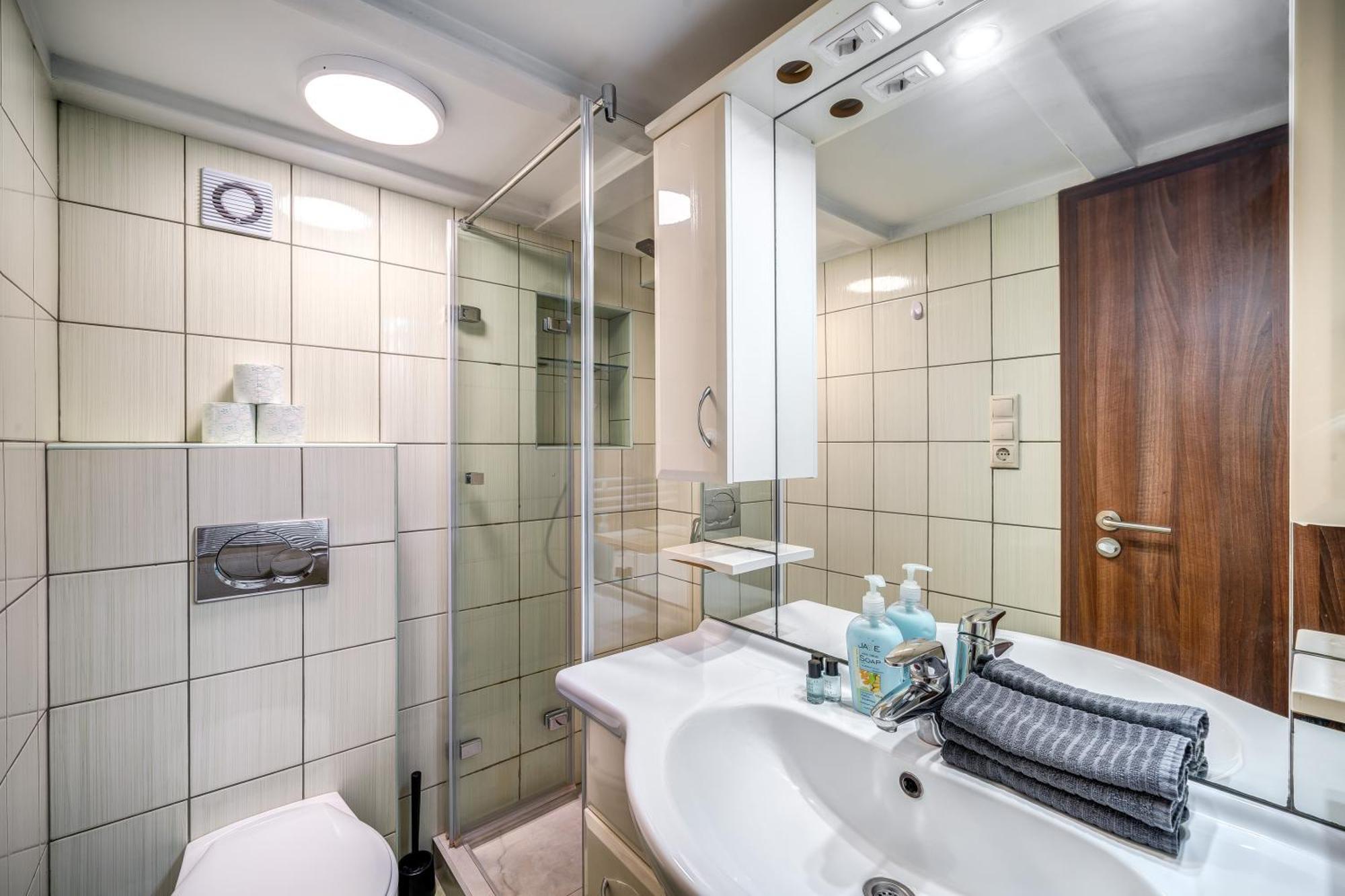 Apartmán Oktogon Four *