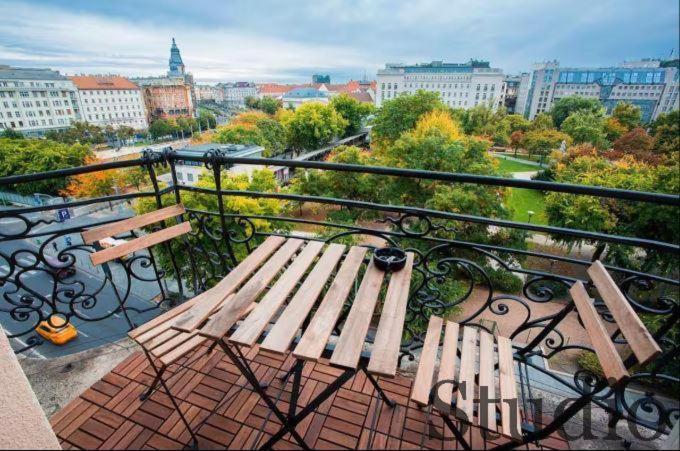 Panorama Apartment *
