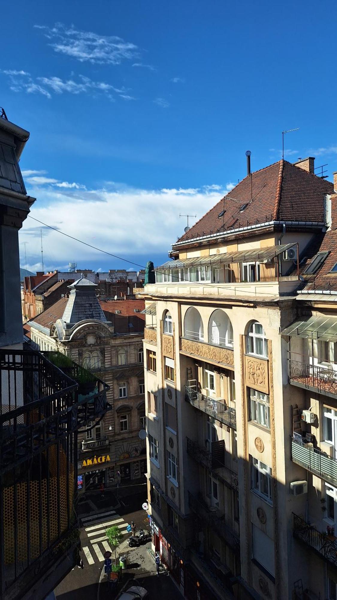 Akacfa Living * Budapest