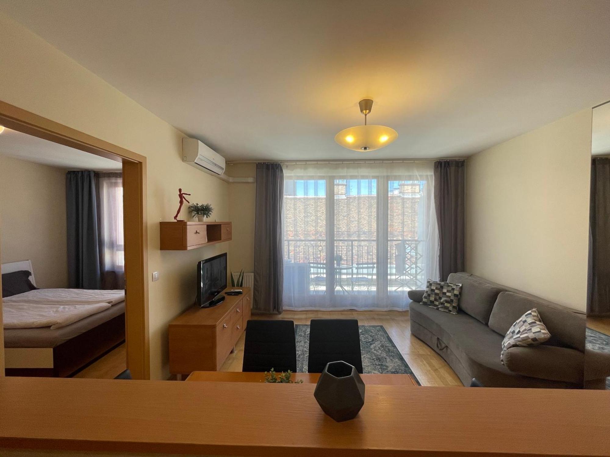 Apartment Midtown - Easy Check-in&parking *