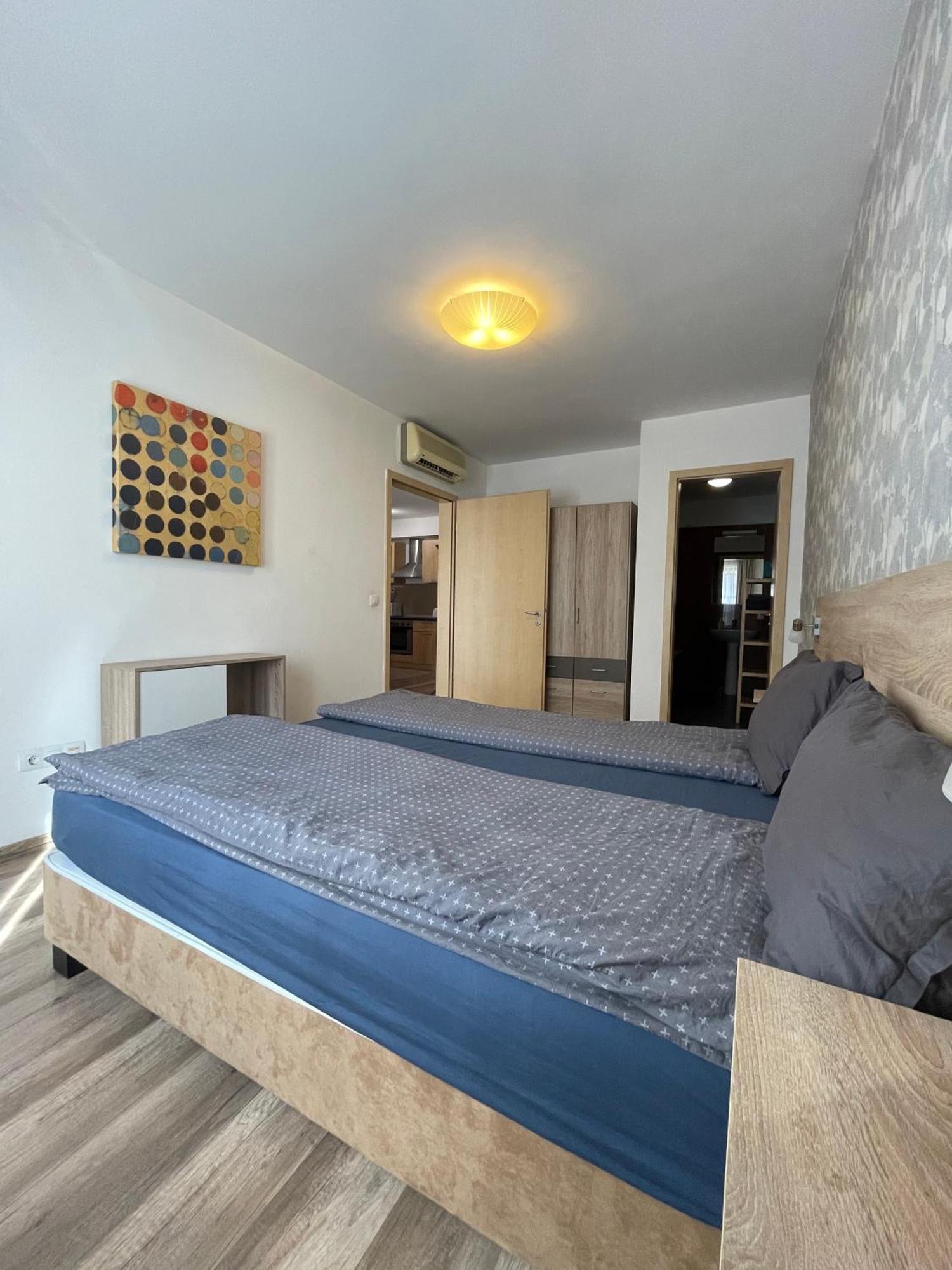 Apartment Midtown - Easy Check-in&parking *