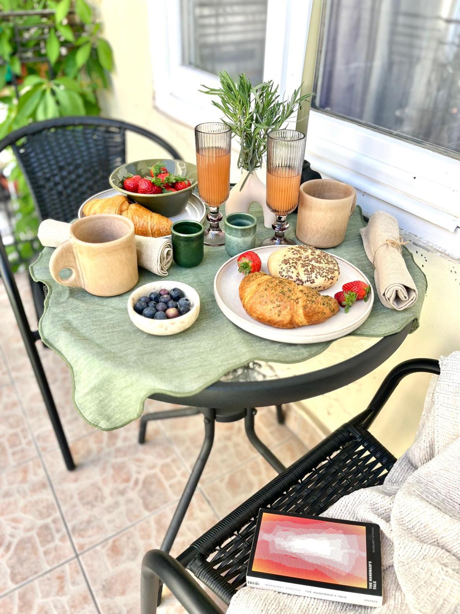Oasis On The Broadway With Ac Apartamento Budapest
