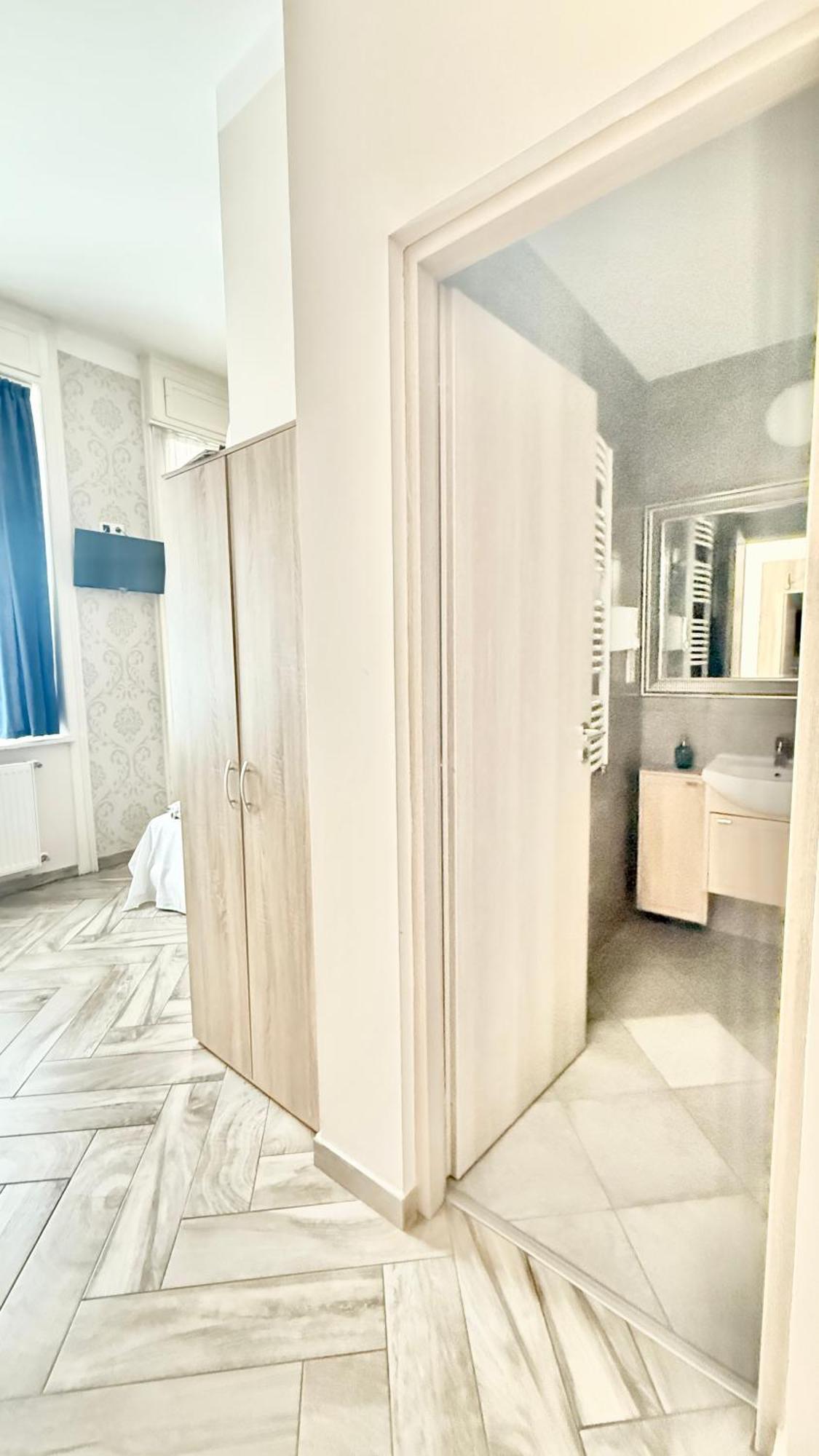 Vaci Corso * Budapešť