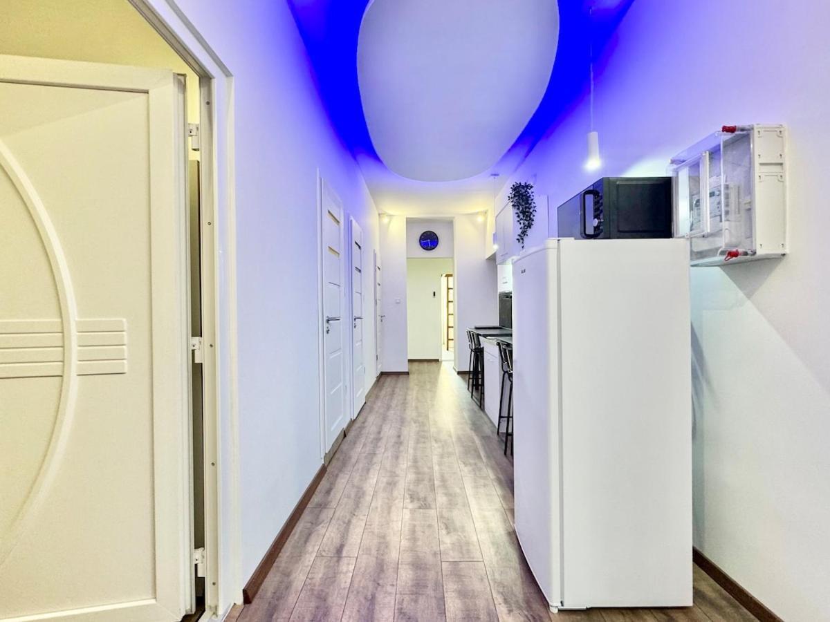Appartement K87 Renovated 6br