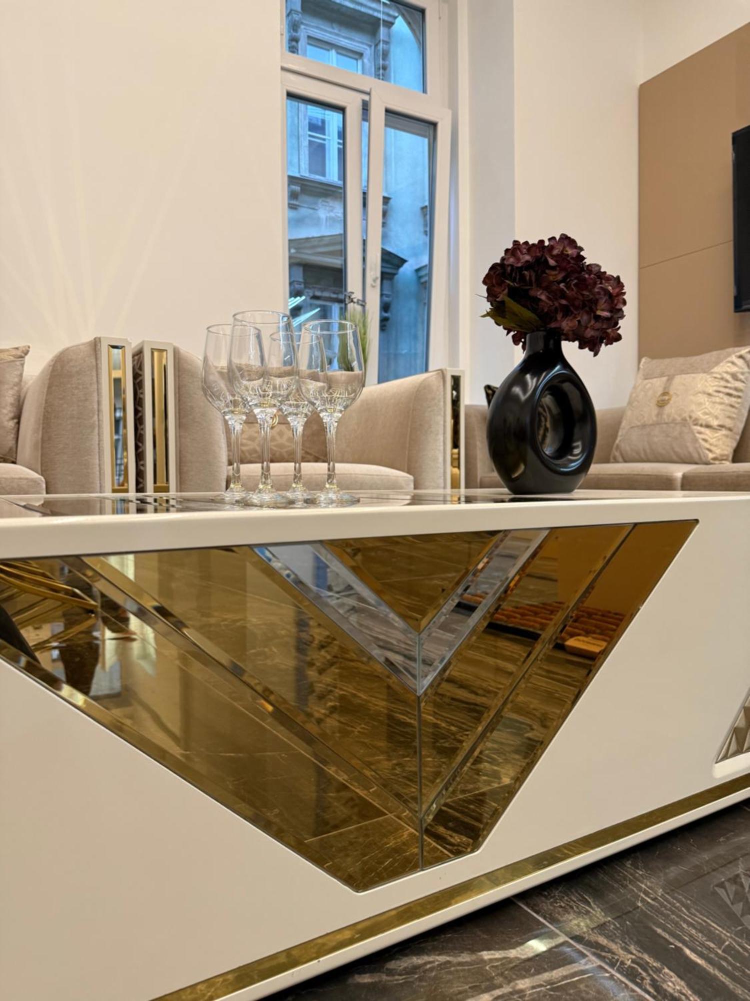 Apartment Luxury Gold Budapest