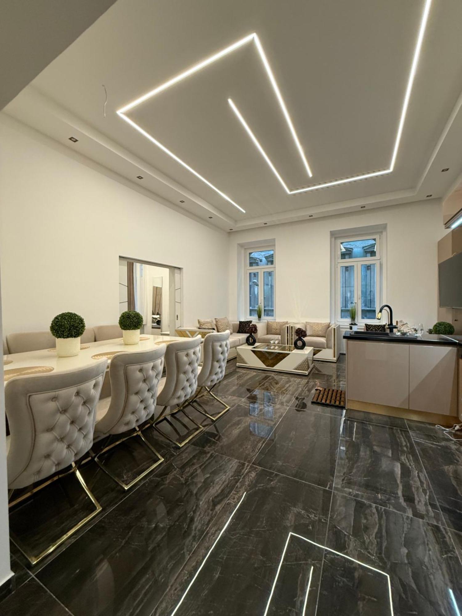 Apartment Luxury Gold Budapest