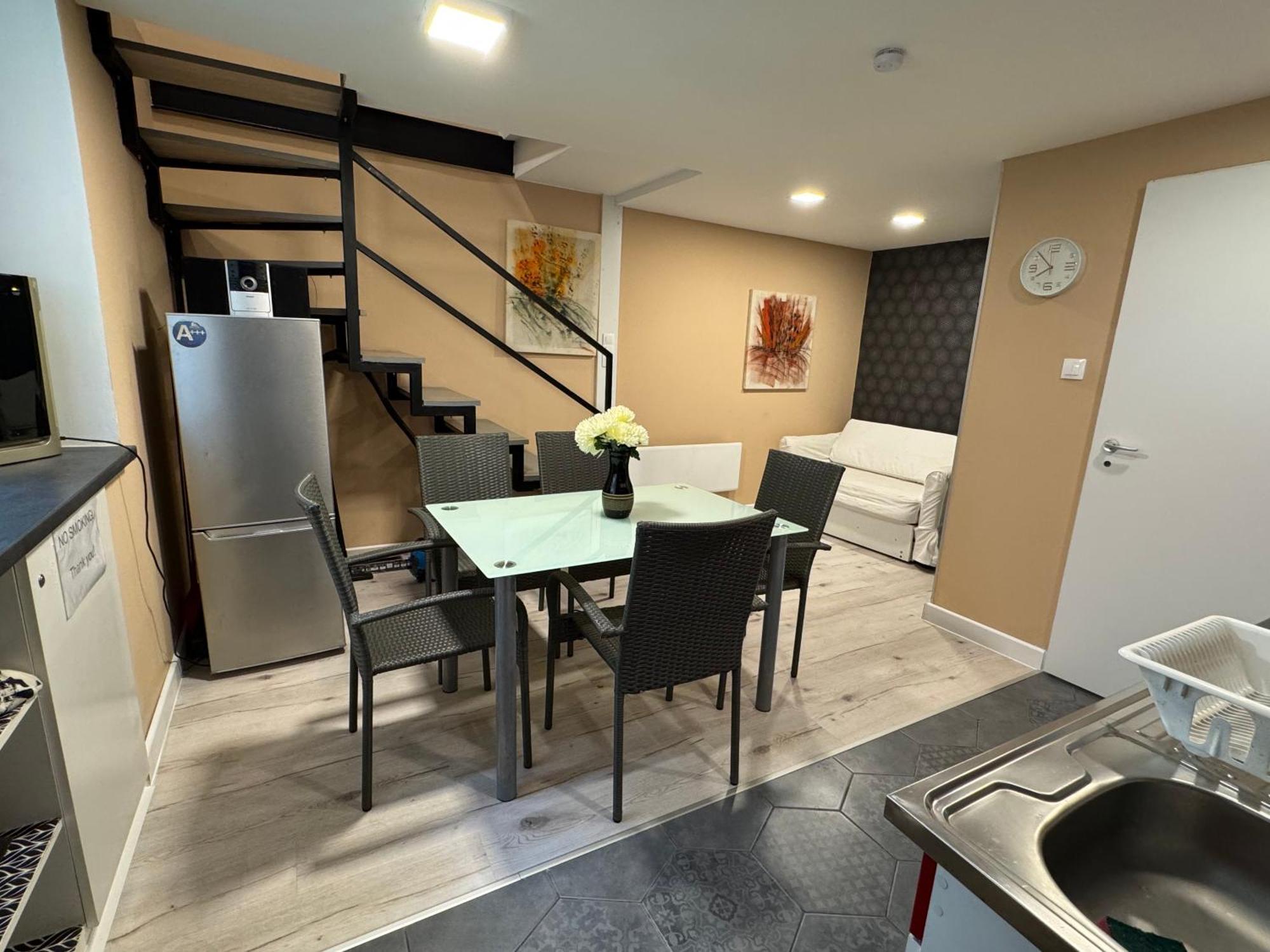 Stylish In - Perfect For Couples, Groups And Sightseers * Budapest
