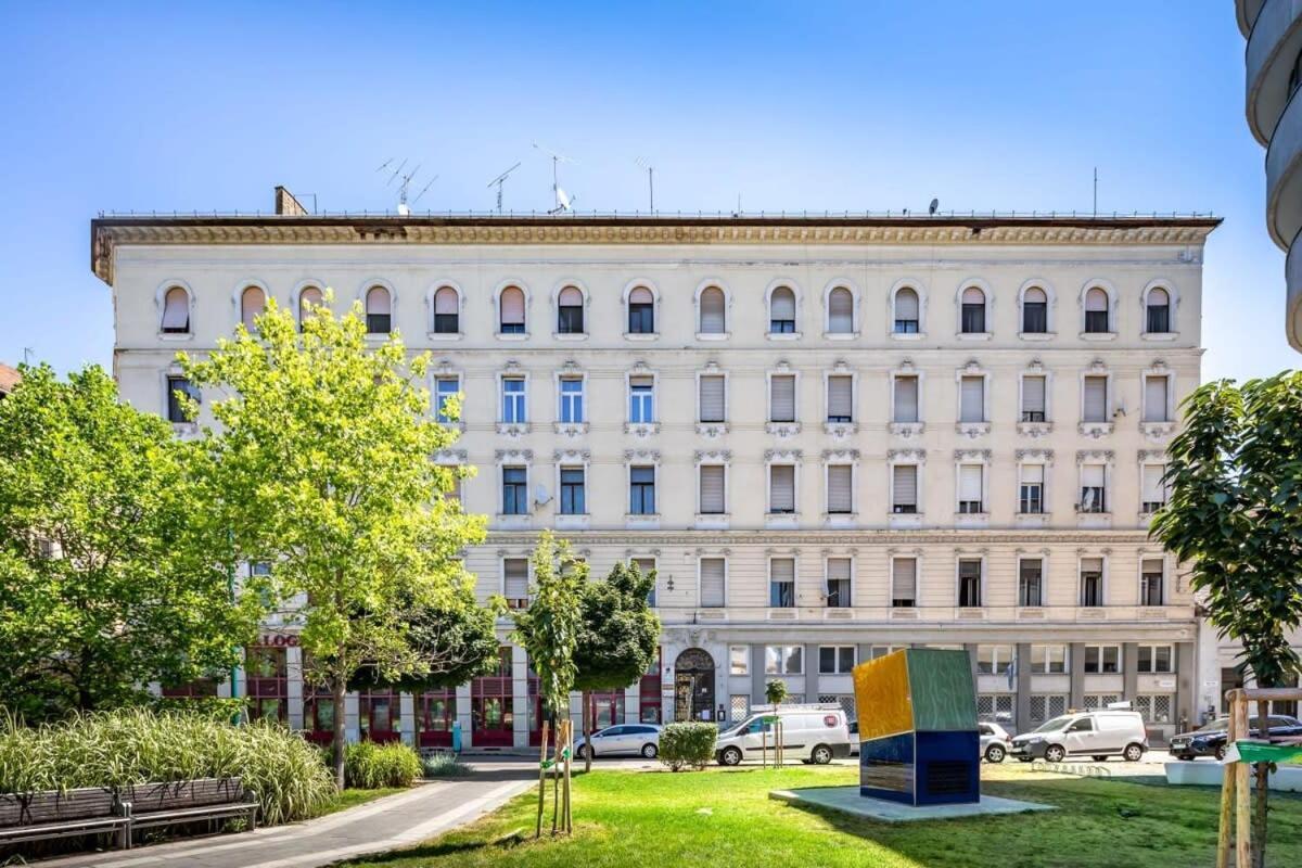 Apartment Quiet At Super Location Budapest