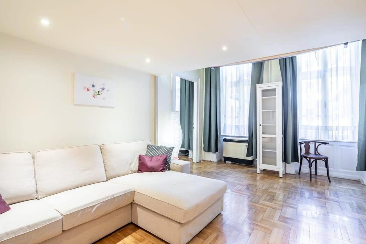 Apartment Quiet At Super Location *