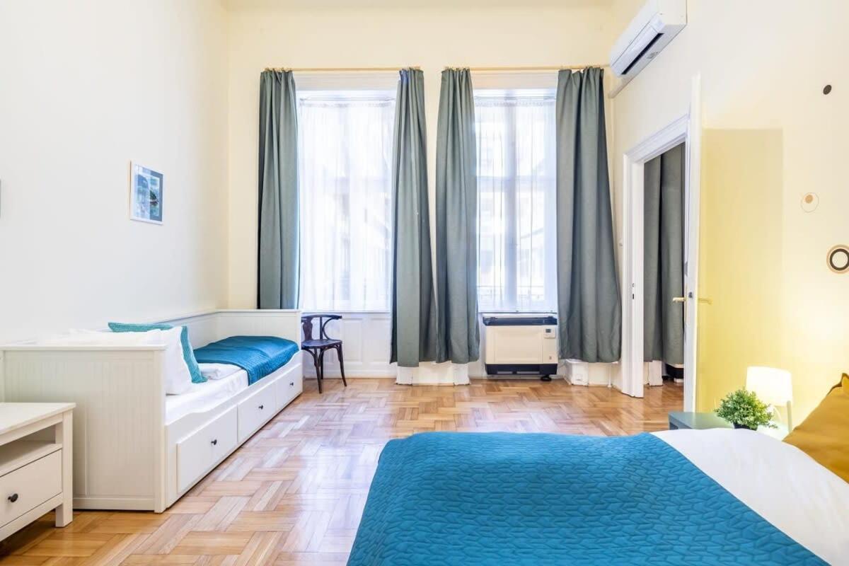 Apartment Quiet At Super Location *