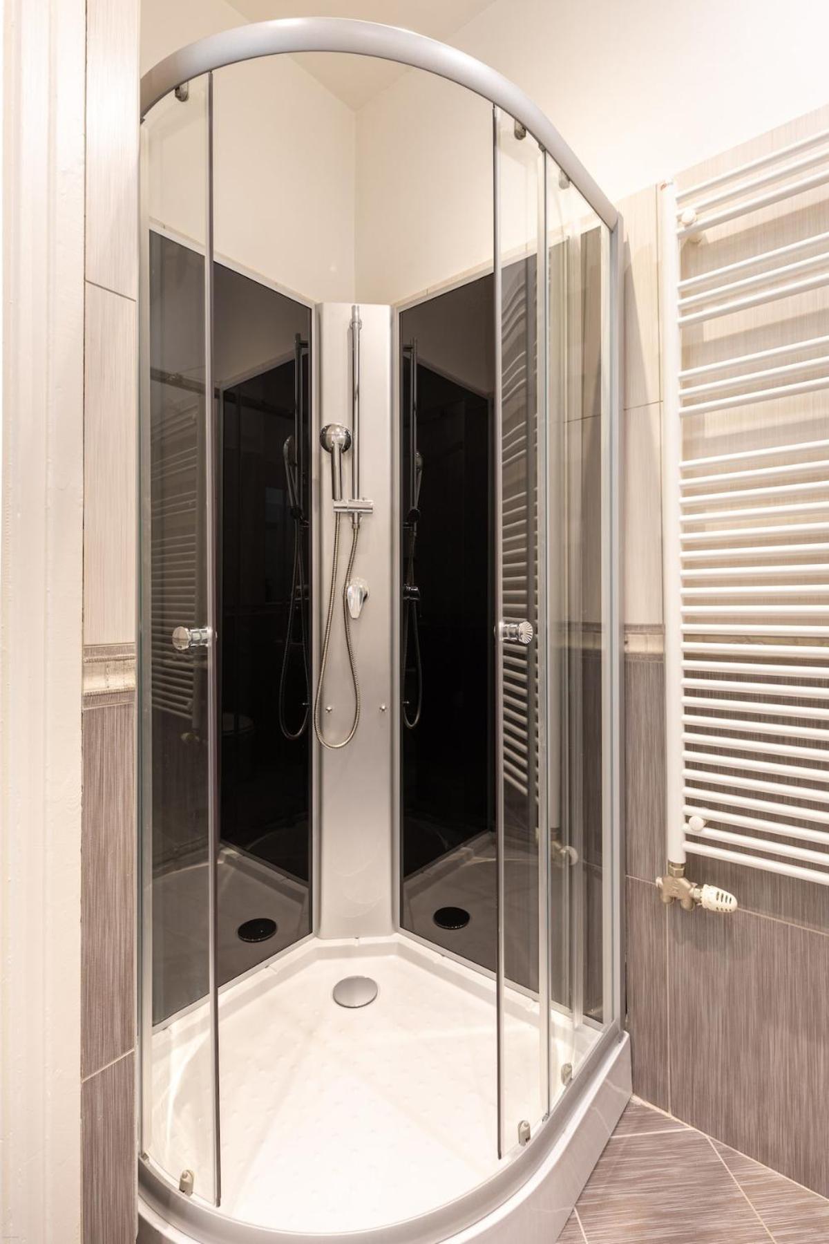 Museum Avenue 2-br