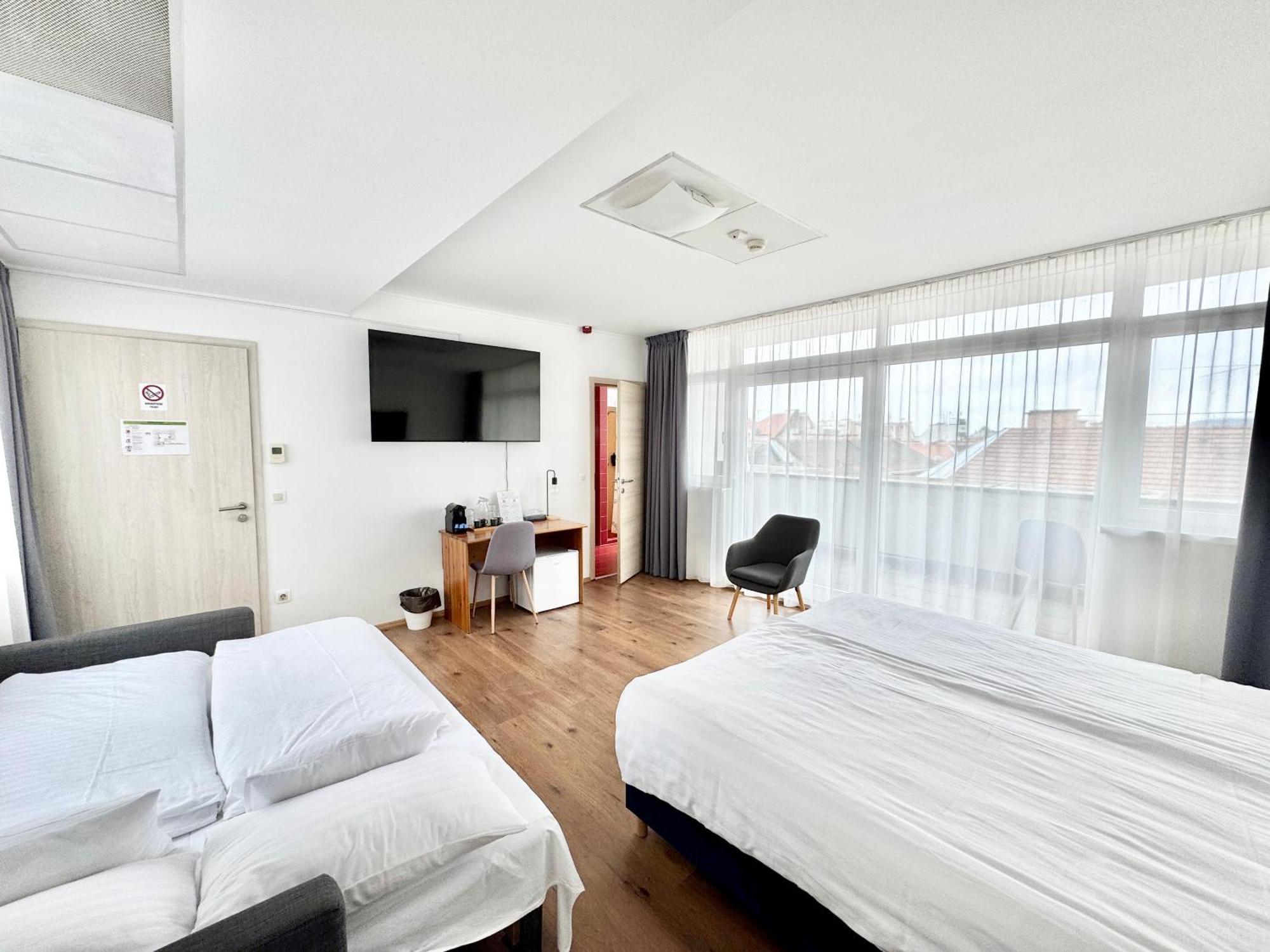 Hotell Rooftop City Residence With Underground Parking Budapest