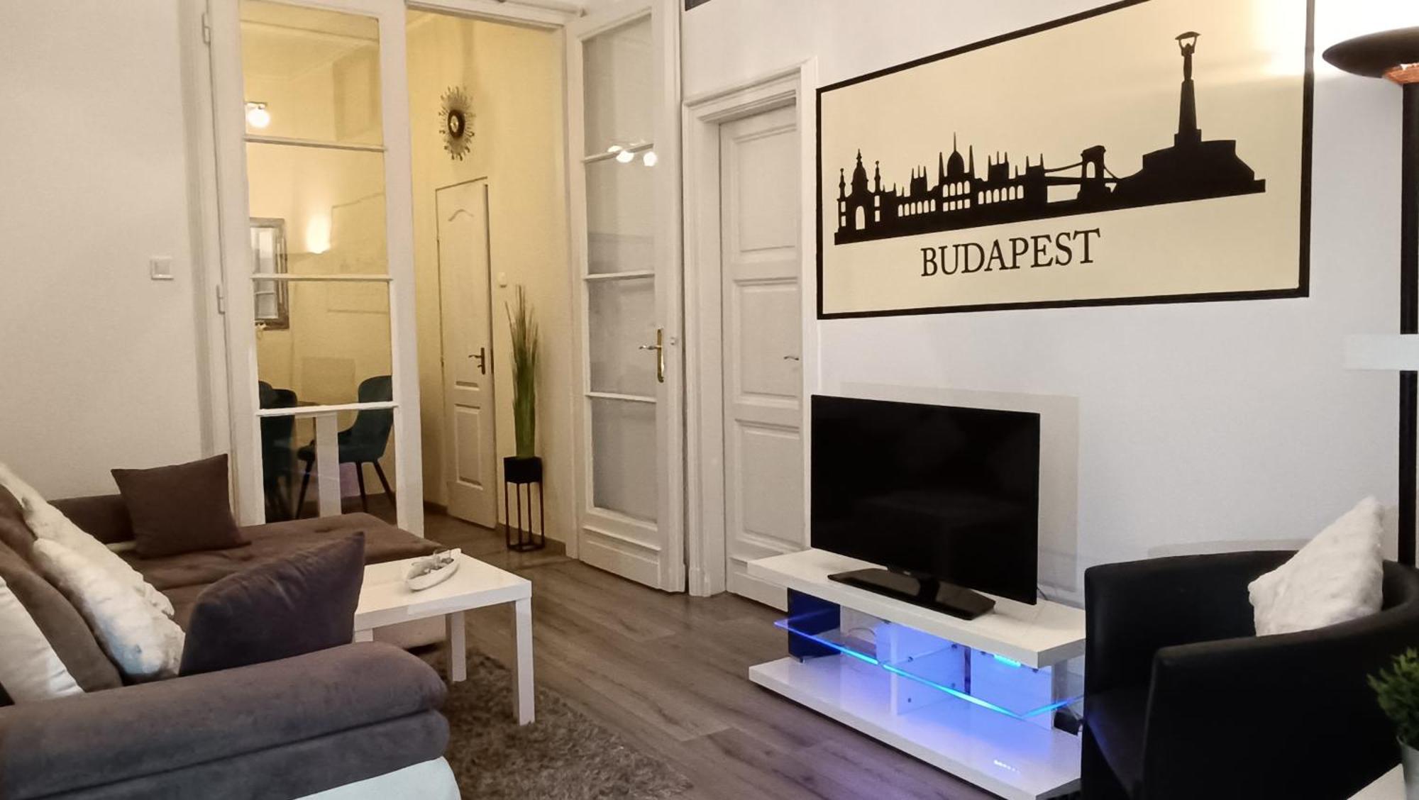 Parlament Welcome * Budapest