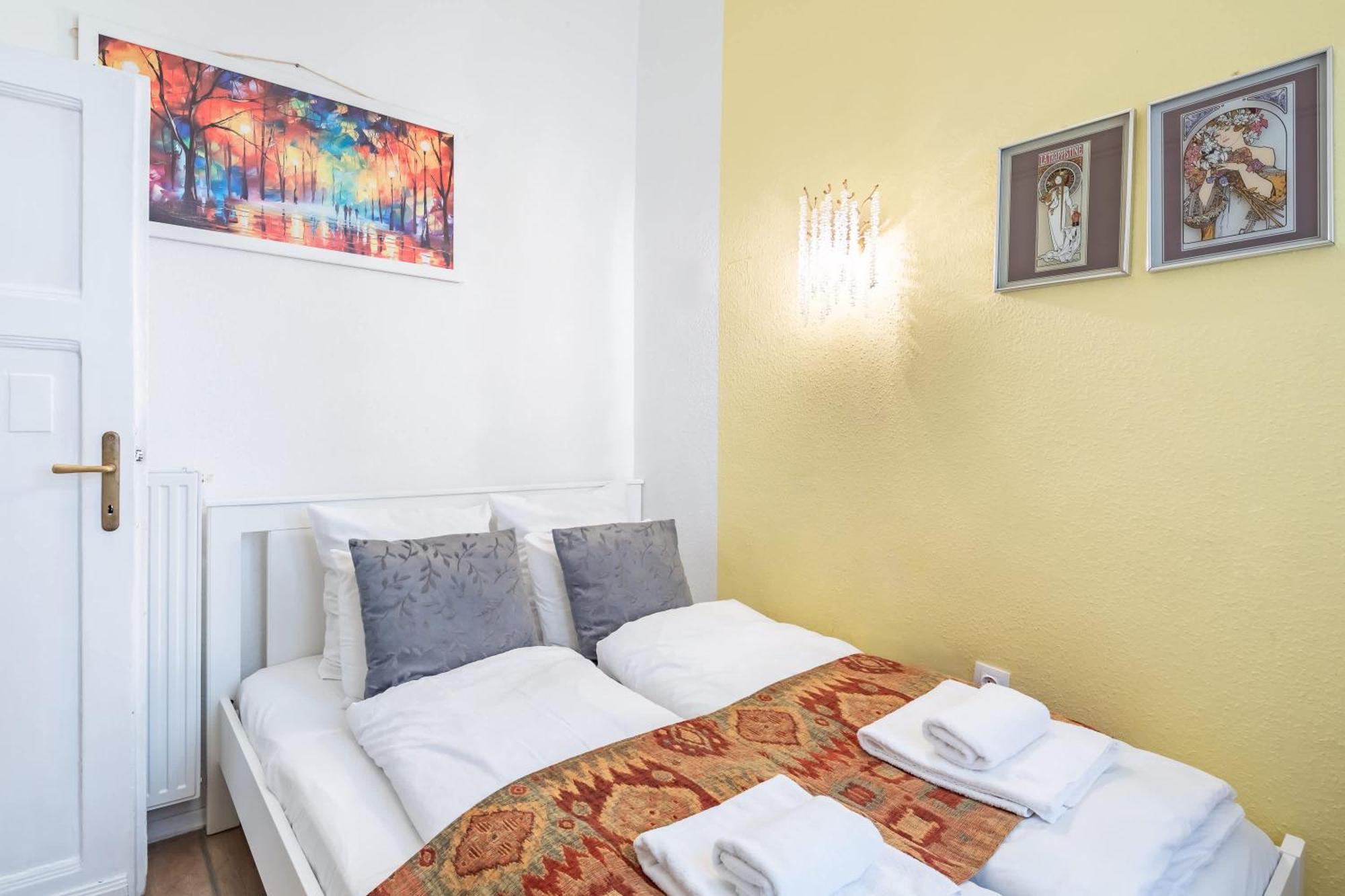 - Large And Comfy Apartamento *