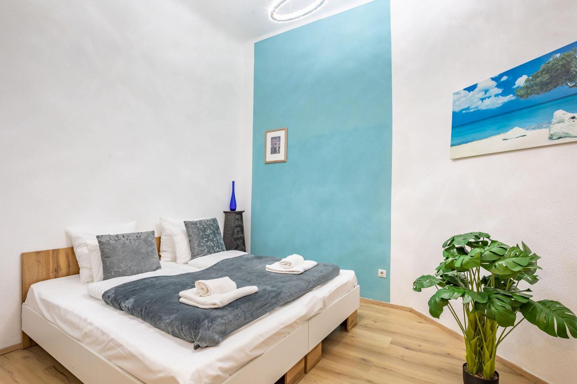 - Large And Comfy Budapest