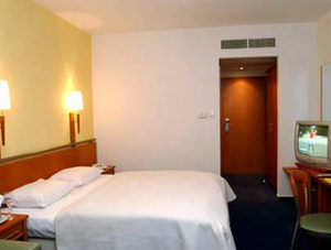 Hotel Veritas