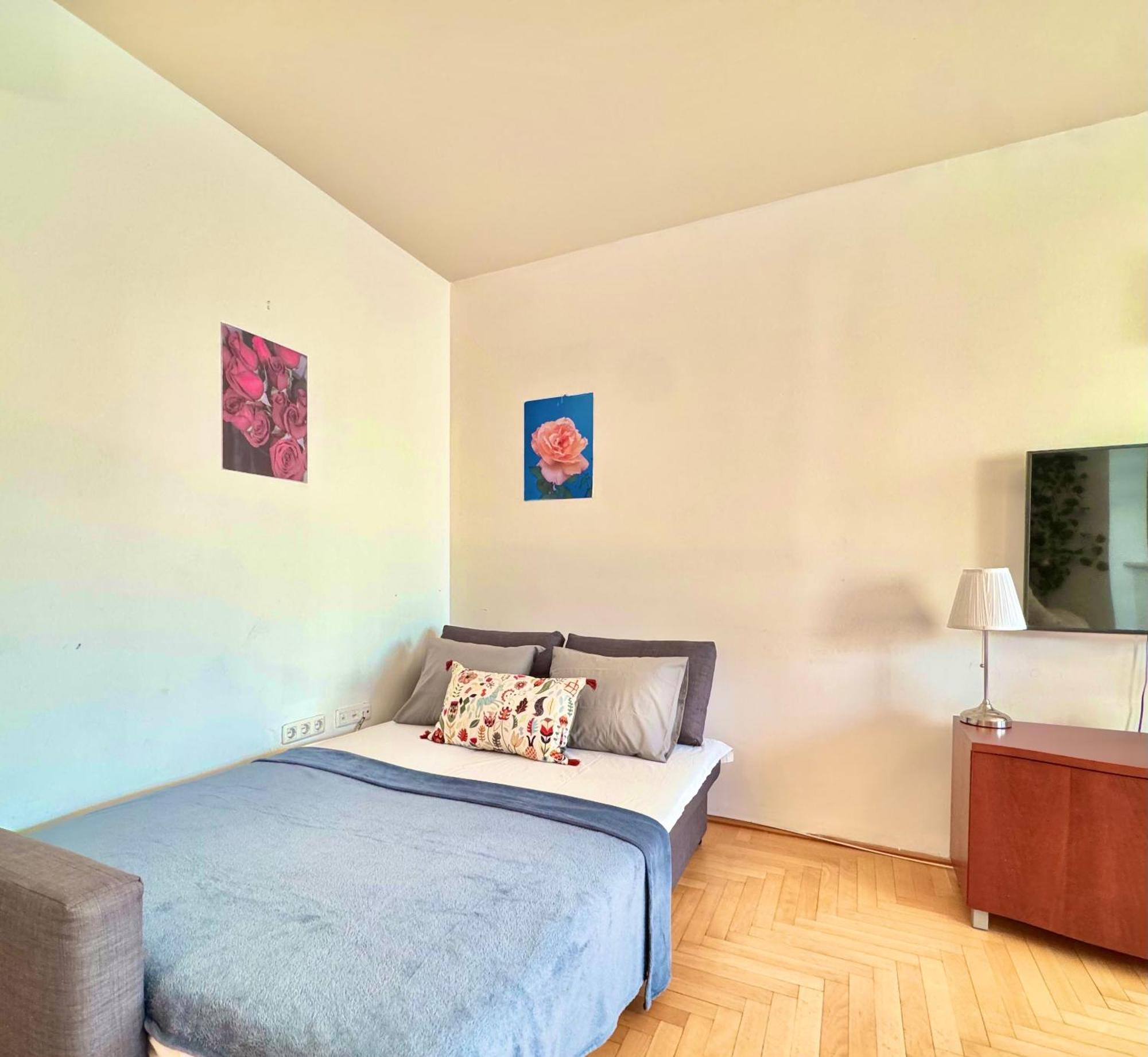 Madonna Queen - 3 Rooms, Garage Apartmán