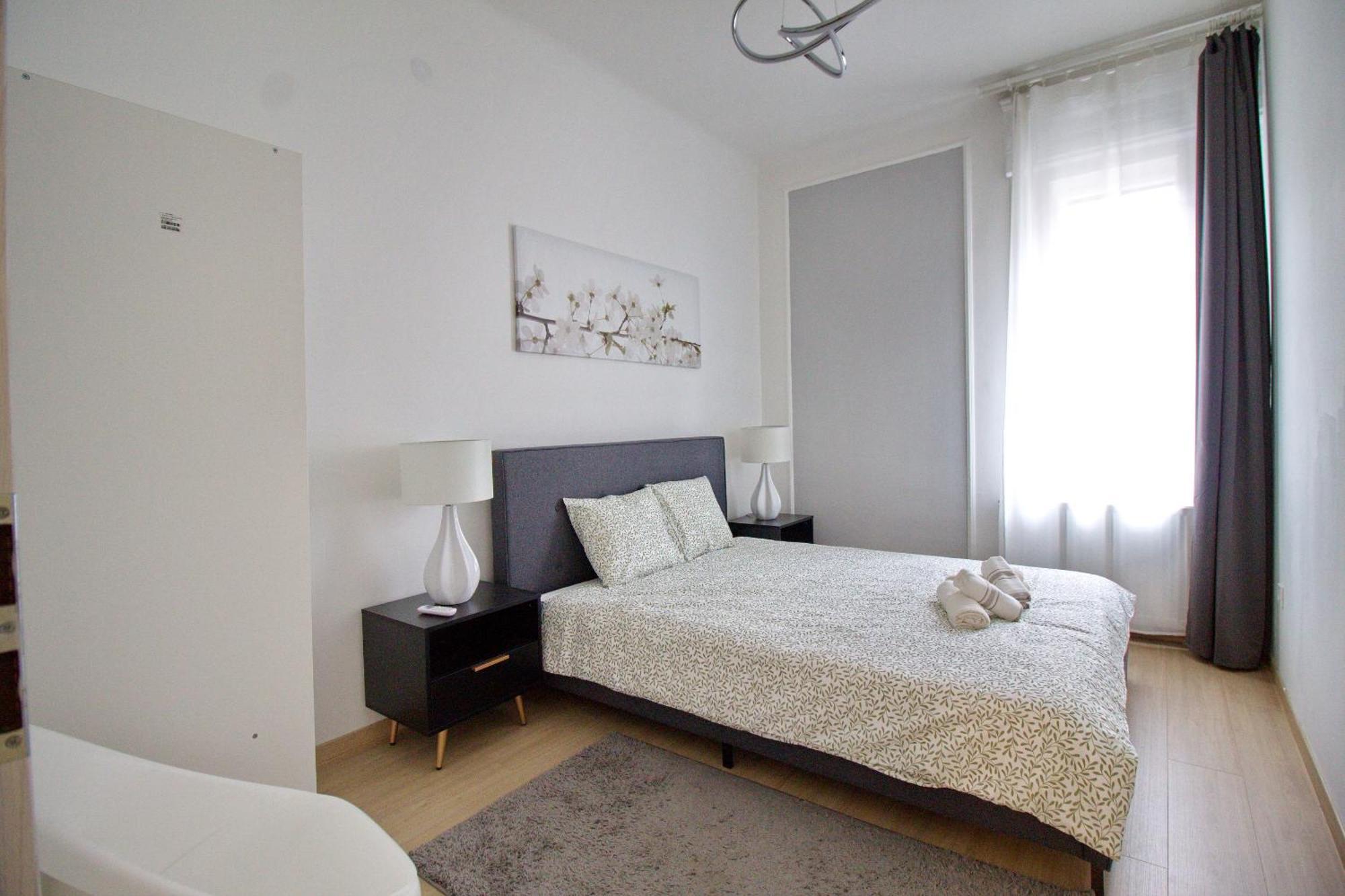 Kertesz Kingship Apartment