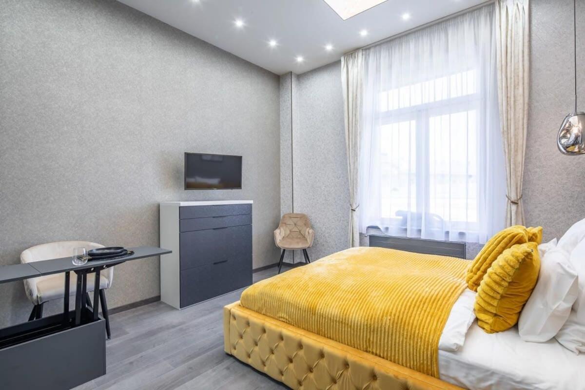 Extreme - New Luxy Budapeszt