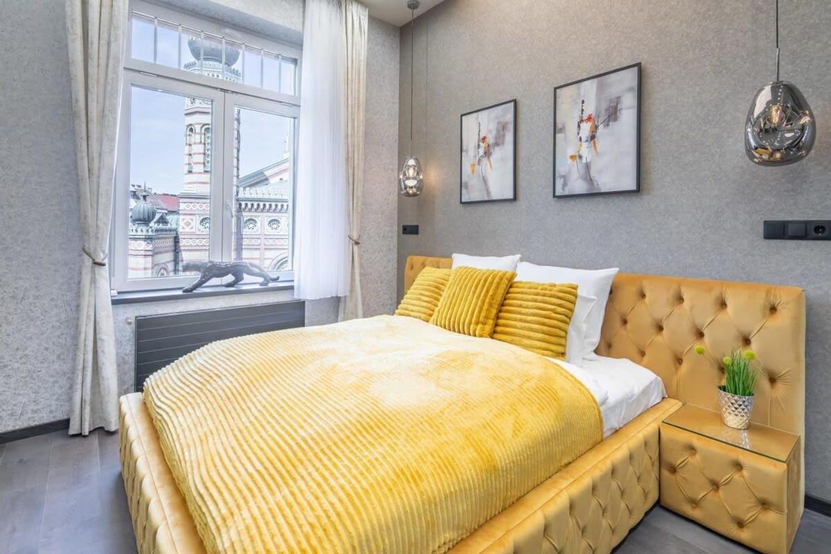 Extreme - New Luxy Budapest
