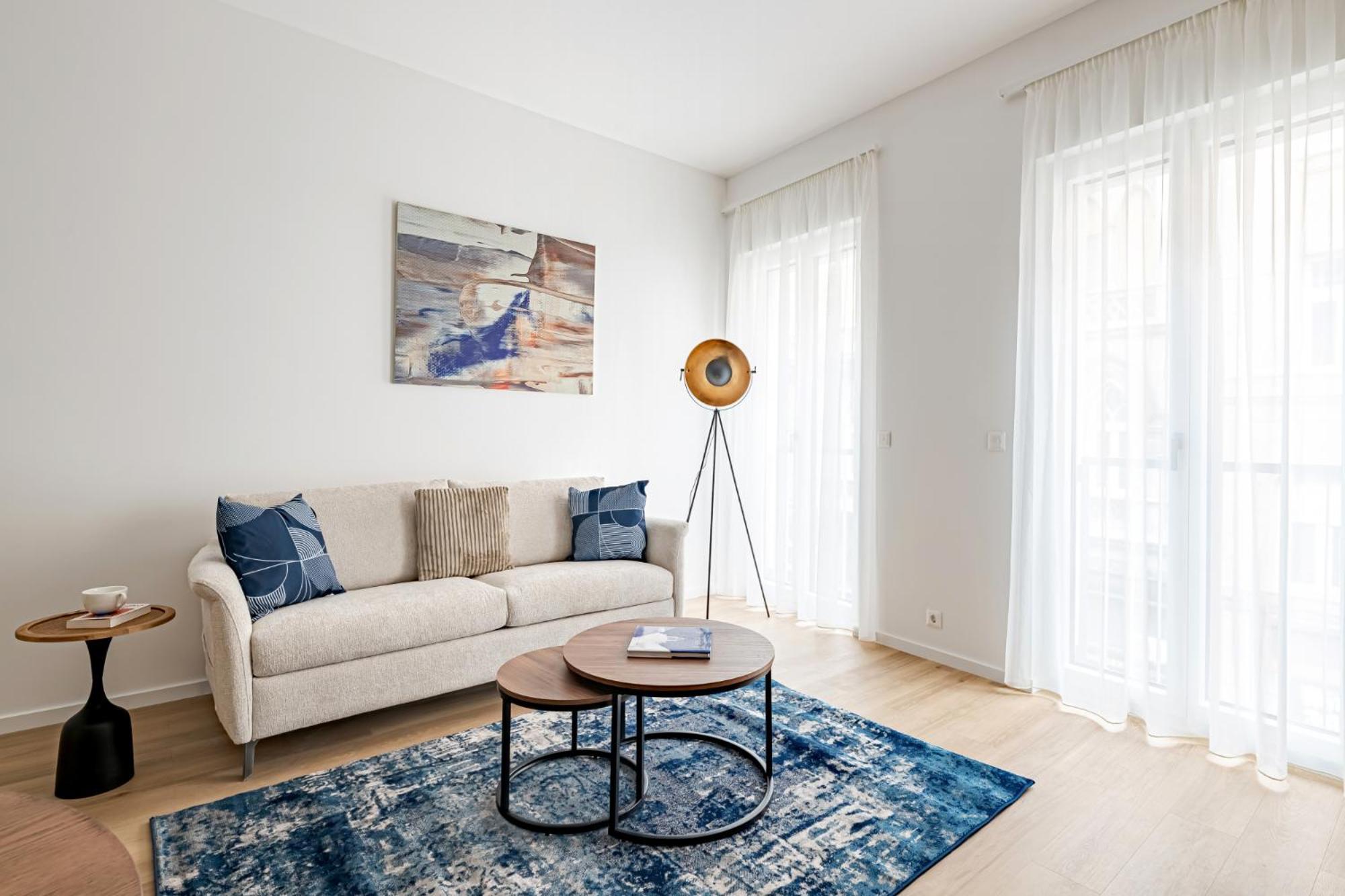 D52 Apartment