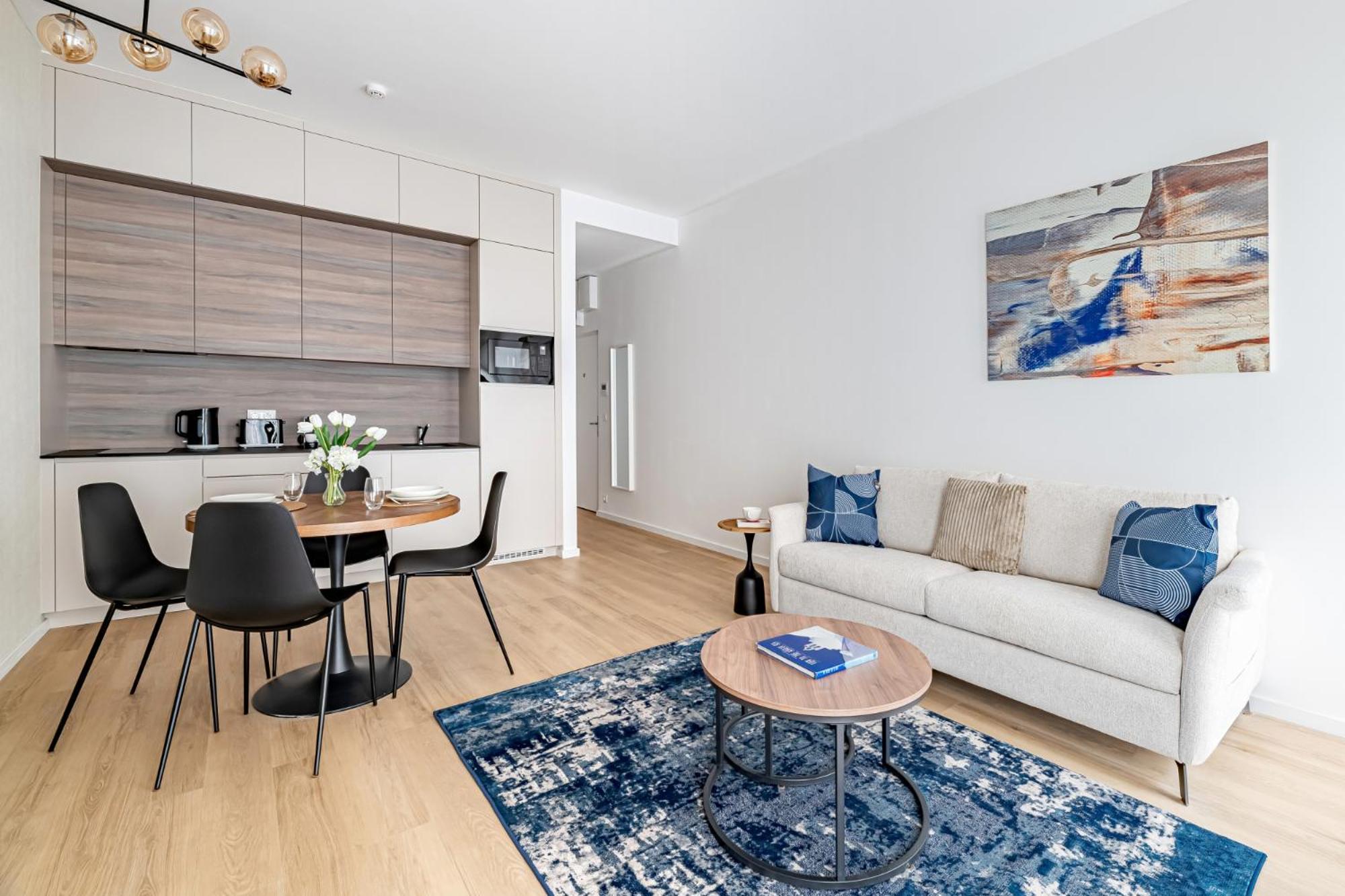 Apartment D52